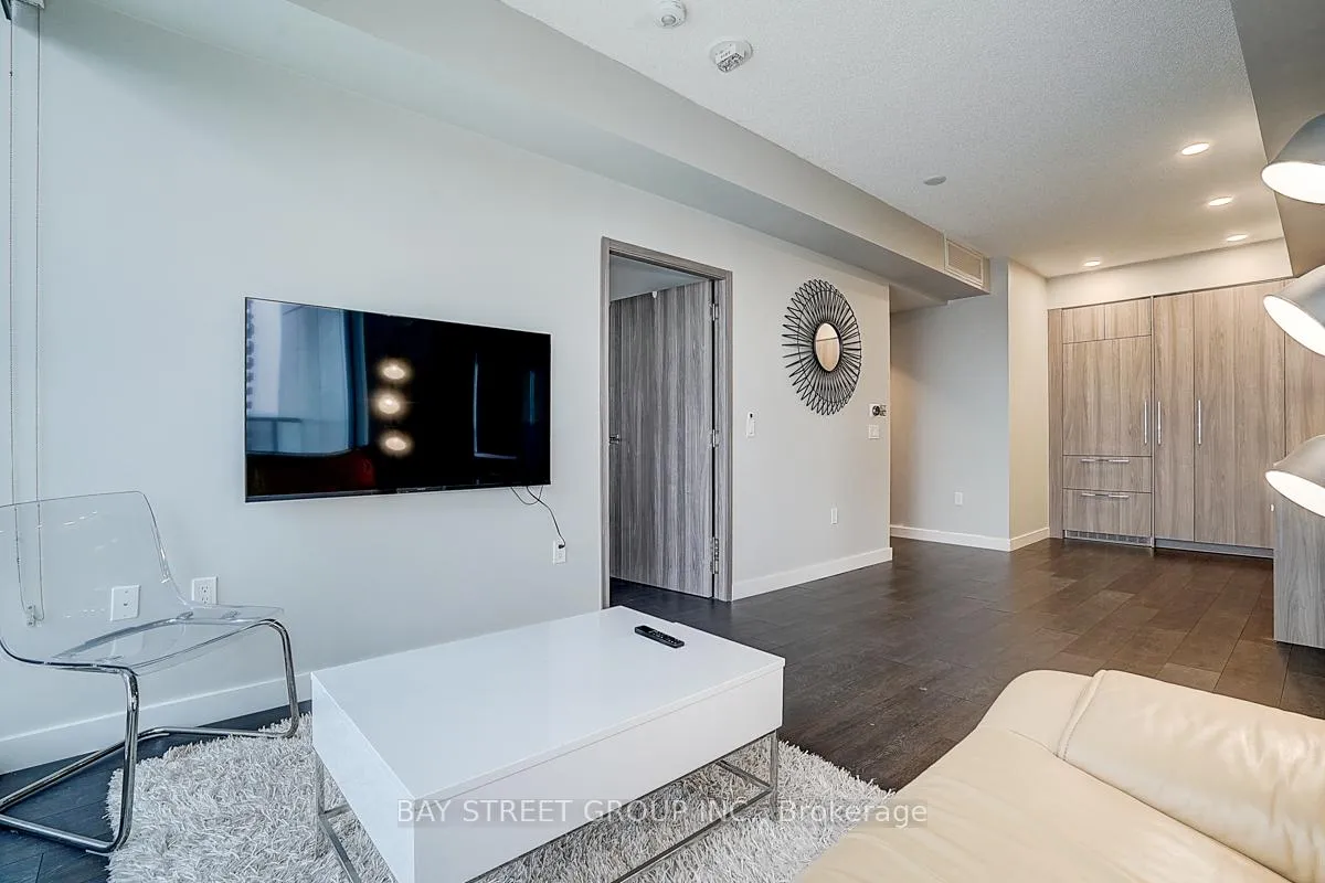 Photo 38 of Unit 2512, 95 Mcmahon Drive, North York, Bayview Village — HOMEH