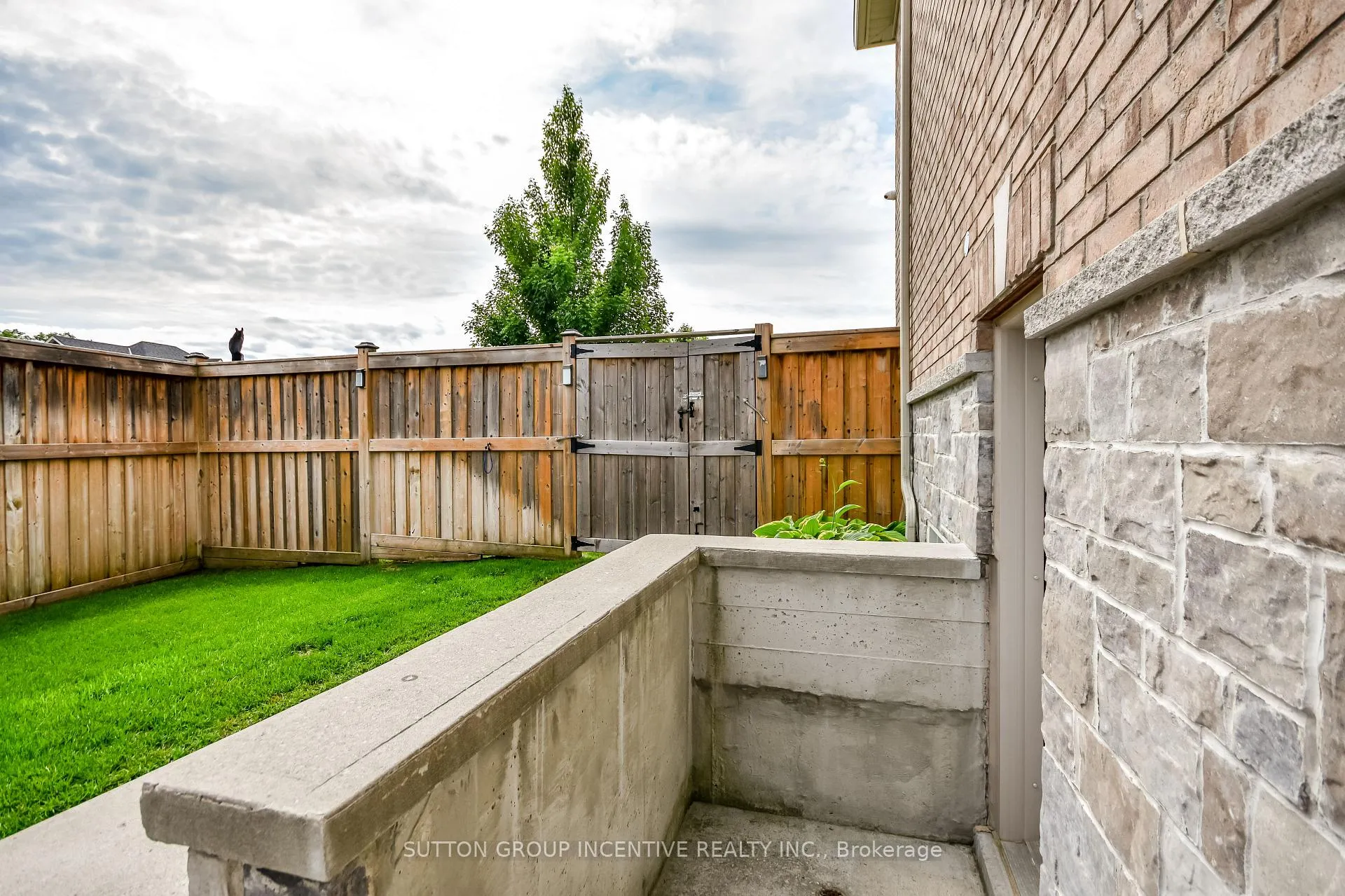 Photo 26 of 8 Oliver's Mill Road, Springwater, Centre Vespra — HOMEH