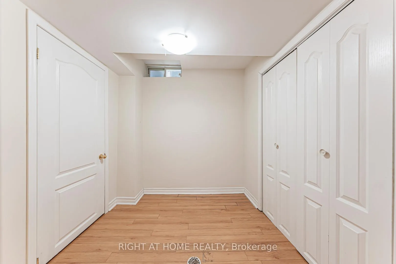 Photo 27 of 604 Summer Park Crescent, Mississauga, Fairview — HOMEH