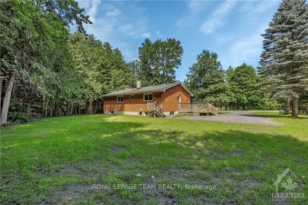 Photo 25 of 697 Oak Creek Road, Ottawa, Huntley Ward (South East) — HOMEH