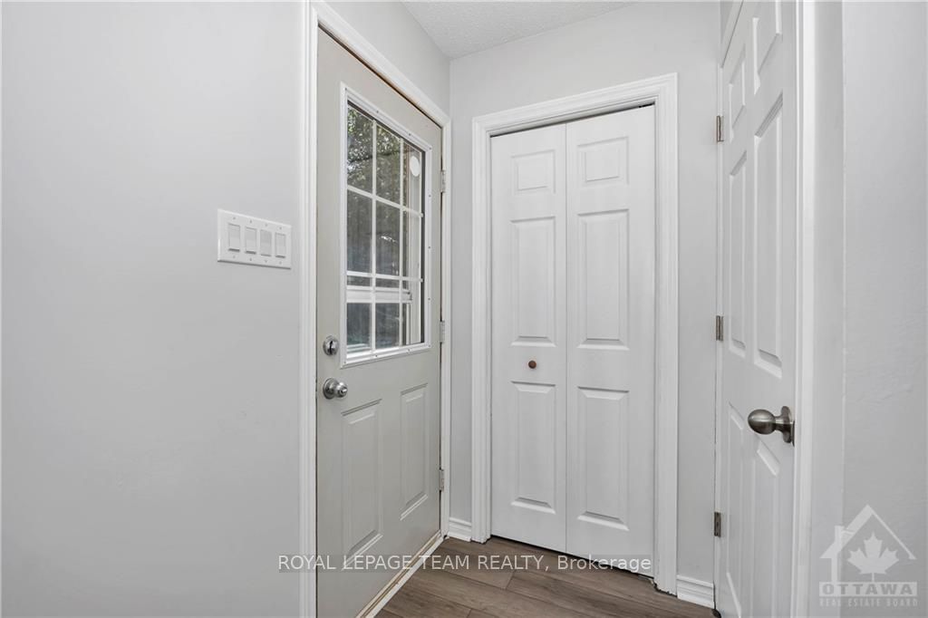 Photo 5 of 697 Oak Creek Road, Ottawa, Huntley Ward (South East) — HOMEH