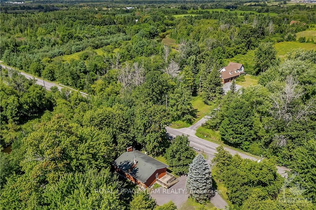 Photo 28 of 697 Oak Creek Road, Ottawa, Huntley Ward (South East) — HOMEH