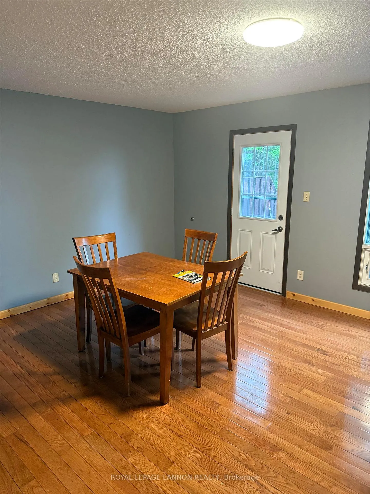 Photo 6 of 206 Varsity Place, Thunder Bay, Academy Heights — HOMEH