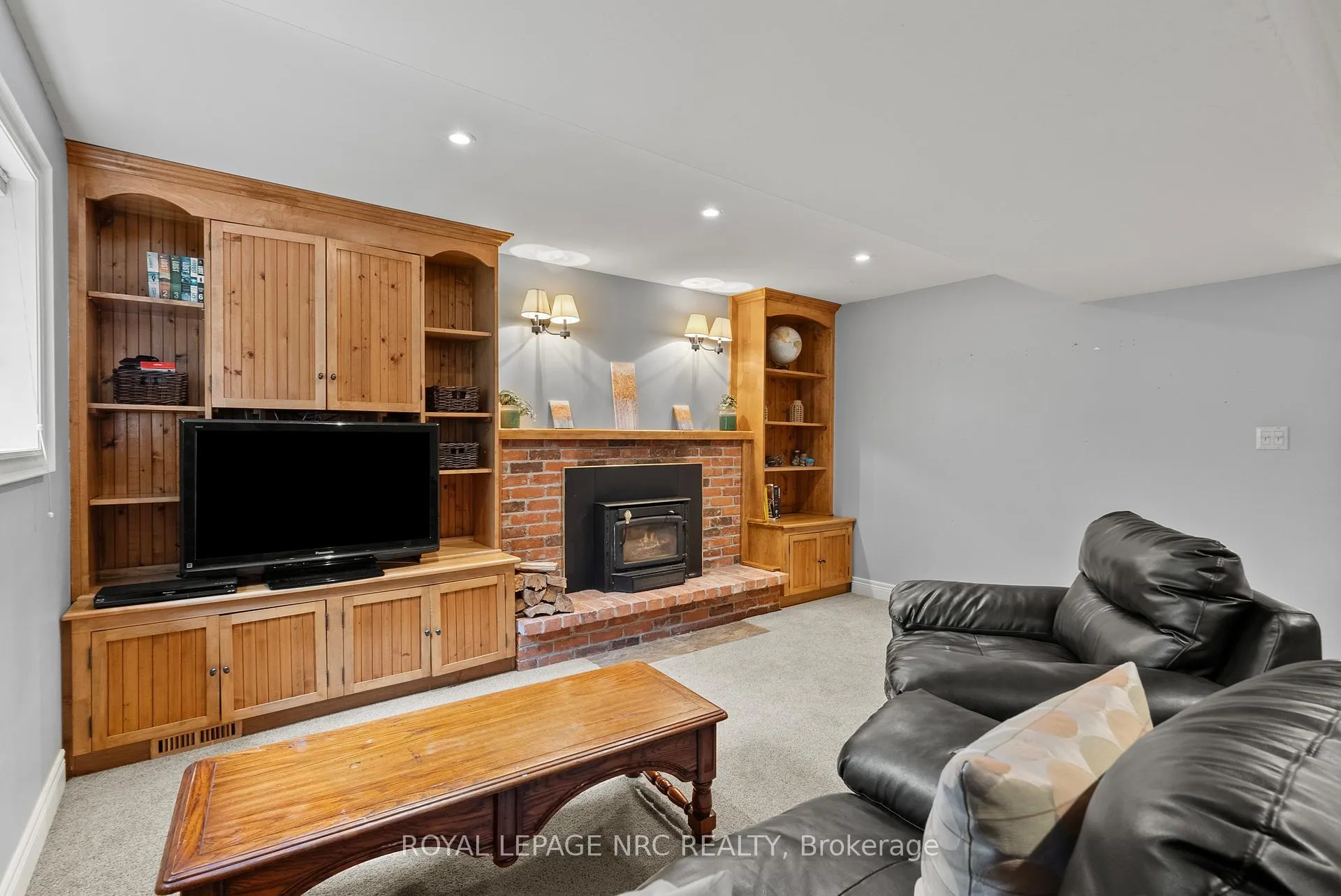 Photo 27 of 38 Killins Street, West Lincoln, Smithville — HOMEH