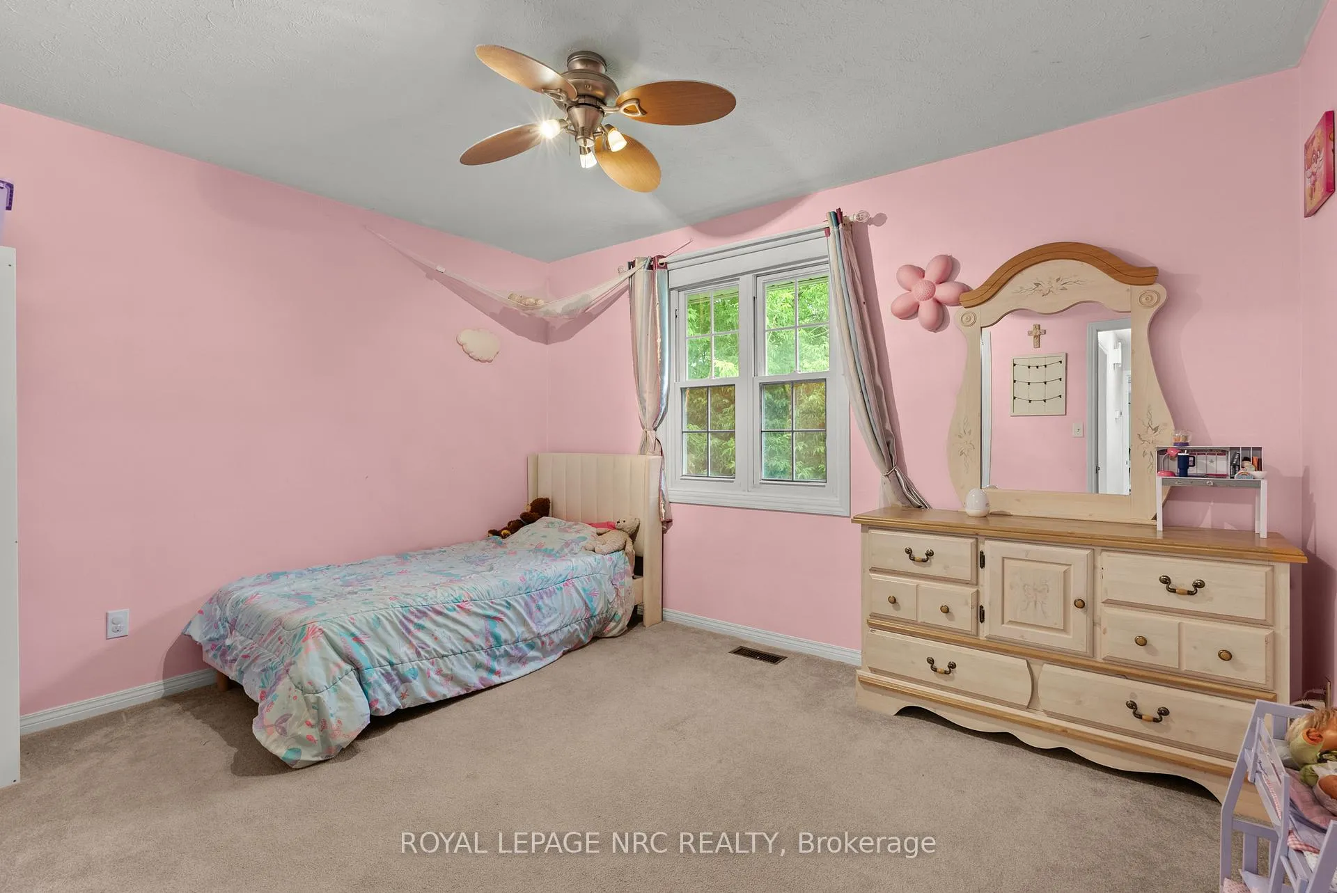 Photo 42 of 38 Killins Street, West Lincoln, Smithville — HOMEH