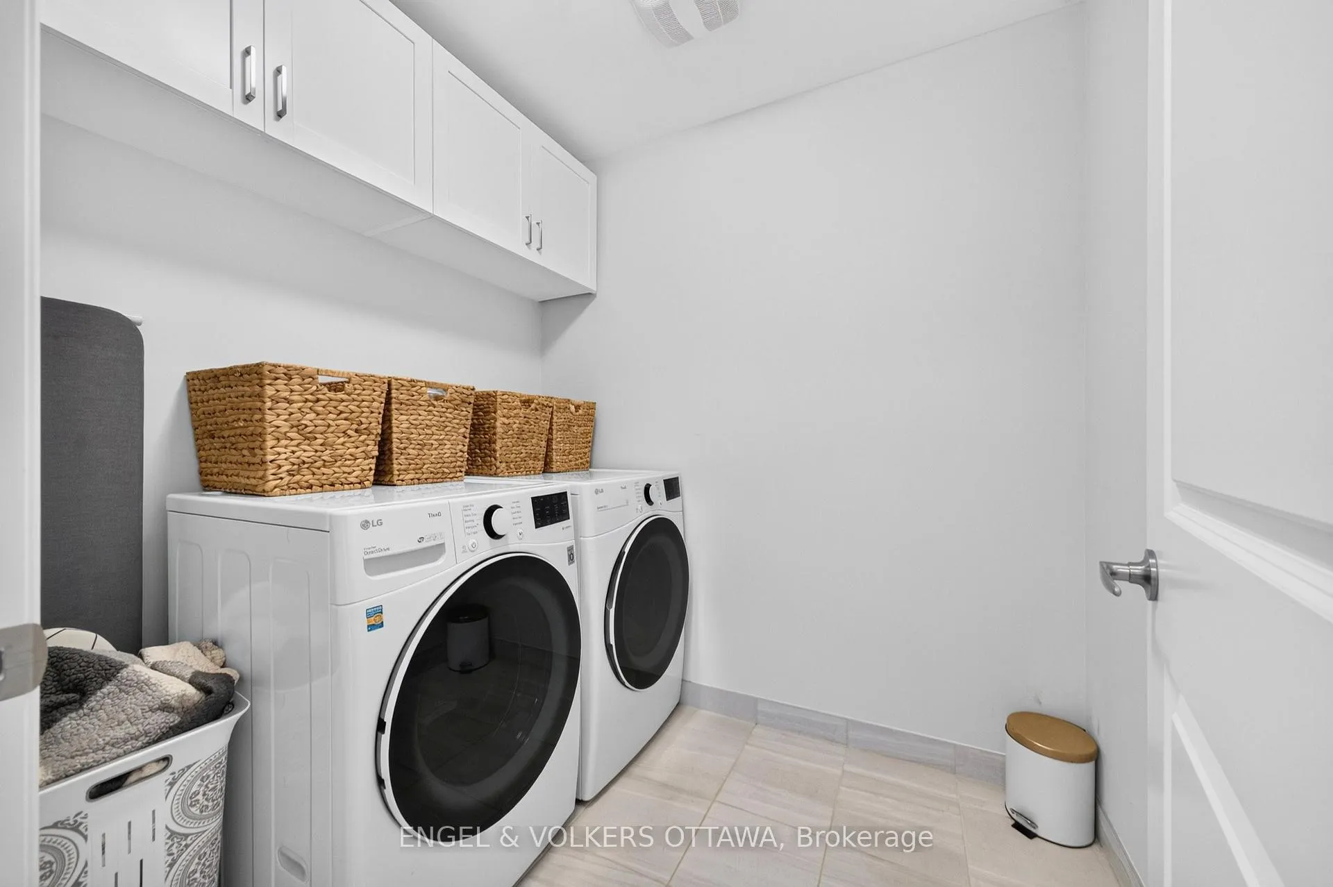 Photo 30 of 33 Focality Crescent, Ottawa, Barrhaven - Half Moon Bay — HOMEH