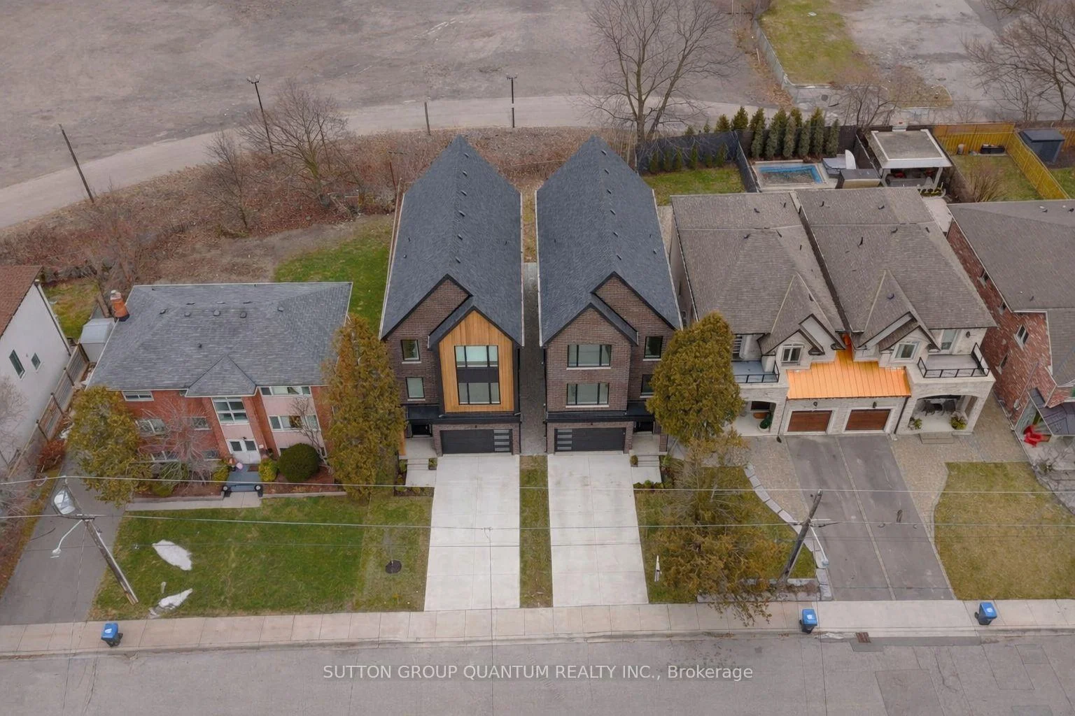 Photo 4 of 29B Harrison Avenue, Mississauga, Port Credit — HOMEH