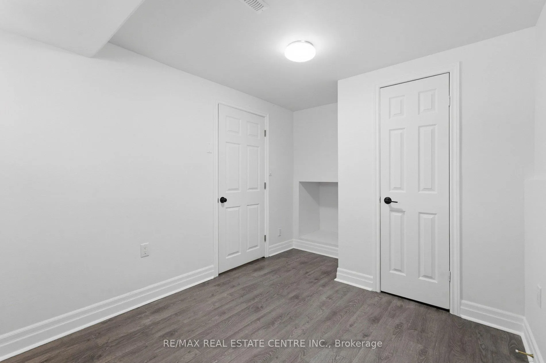 Photo 33 of 47 Christie Crescent, Barrie, Letitia Heights — HOMEH