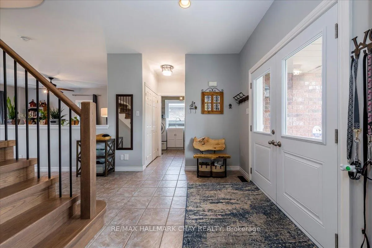 Photo 3 of 85 Miller Drive, Barrie, Edgehill Drive — HOMEH
