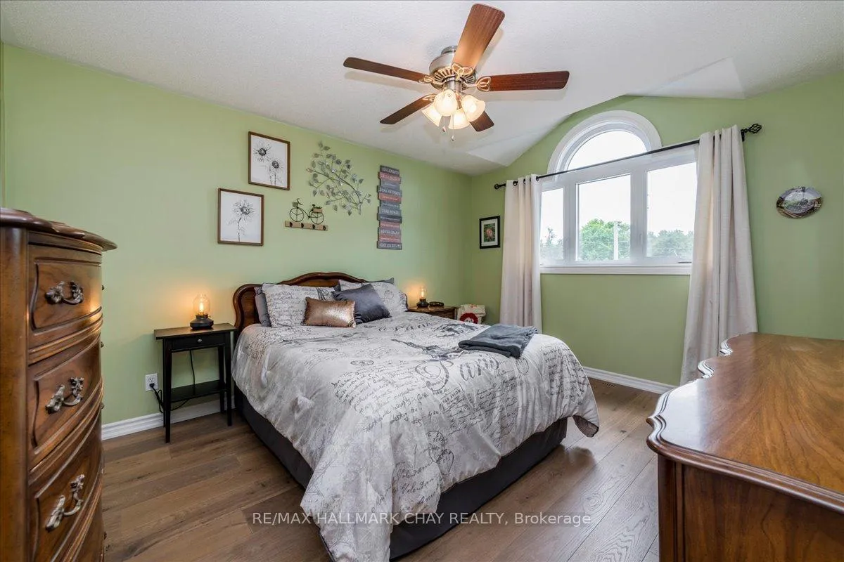 Photo 15 of 85 Miller Drive, Barrie, Edgehill Drive — HOMEH