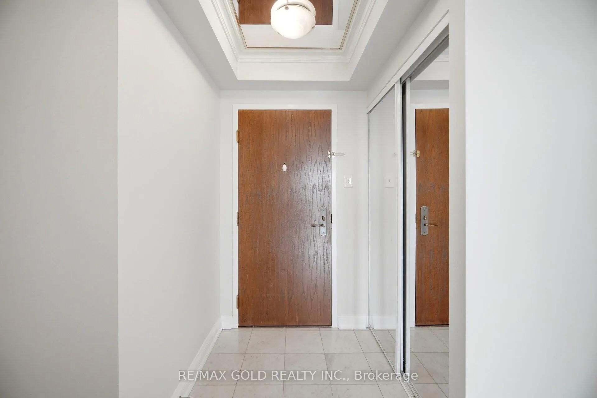Photo 4 of Unit 1908, 22 Hanover Road, Brampton, Queen Street Corridor — HOMEH