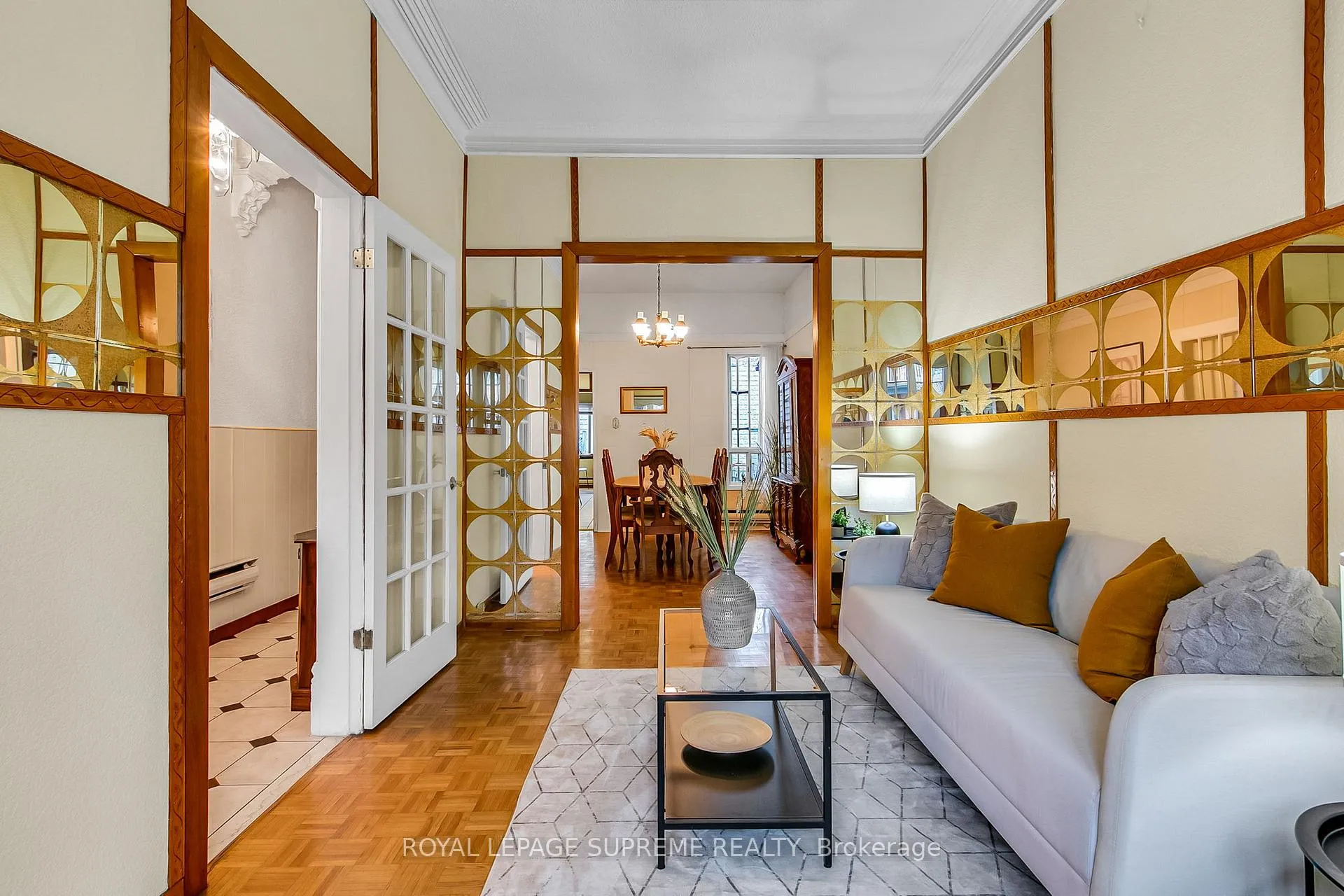 Photo 7 of 163 Beaconsfield Avenue, Toronto, Little Portugal — HOMEH