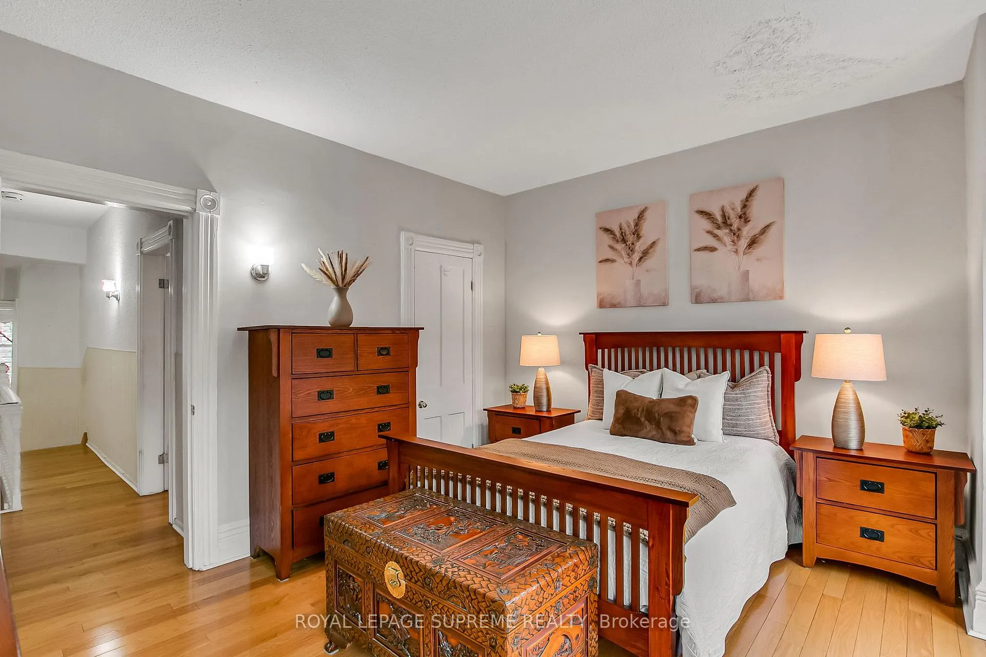 Photo 24 of 163 Beaconsfield Avenue, Toronto, Little Portugal — HOMEH