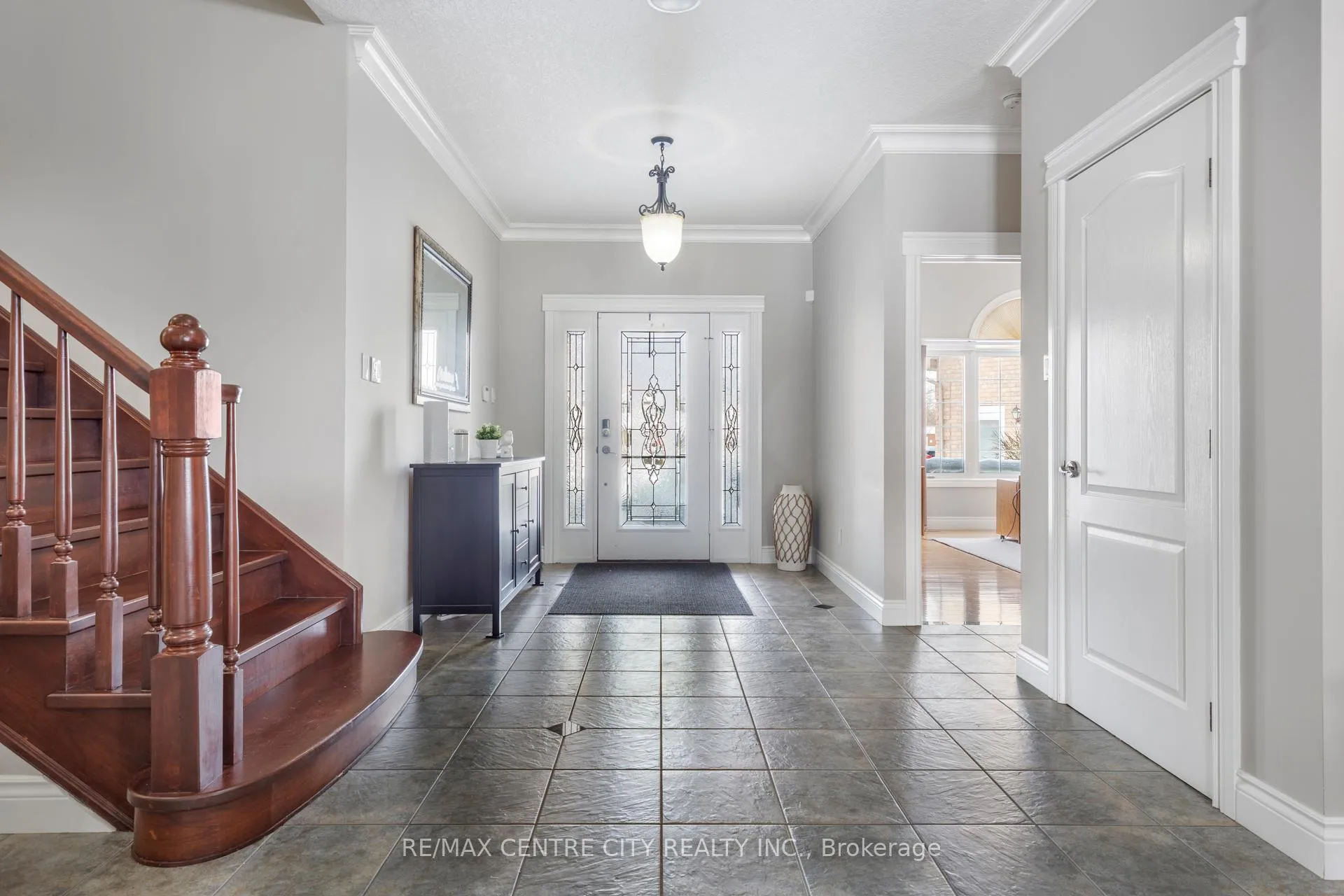 Photo 4 of 12 Prespa Court, St. Thomas — HOMEH