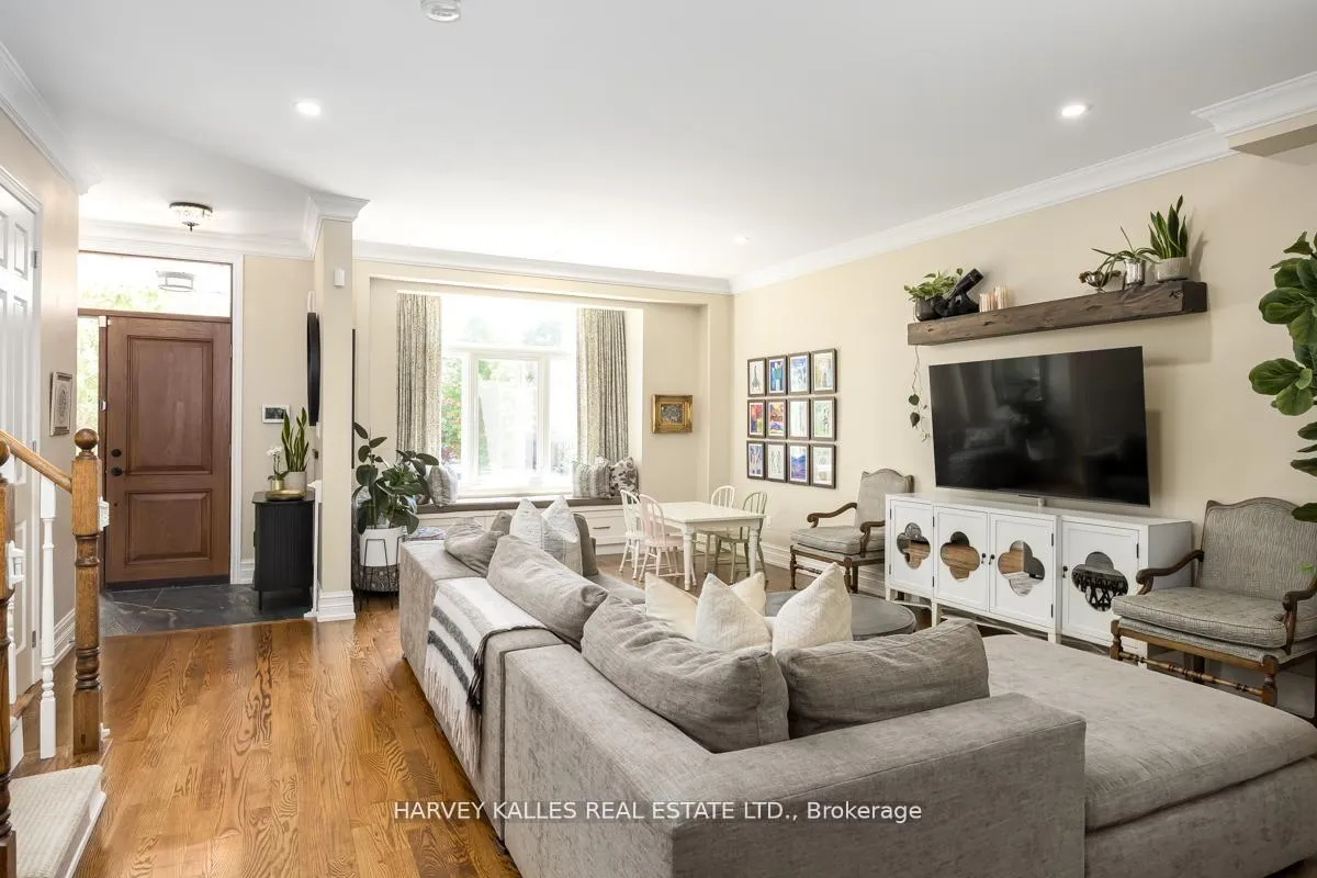 Photo 4 of 526 Melrose Avenue, Toronto, Bedford Park-Nortown — HOMEH