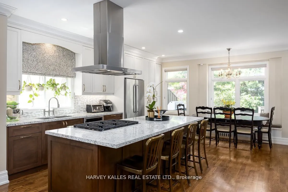 Photo 9 of 526 Melrose Avenue, Toronto, Bedford Park-Nortown — HOMEH