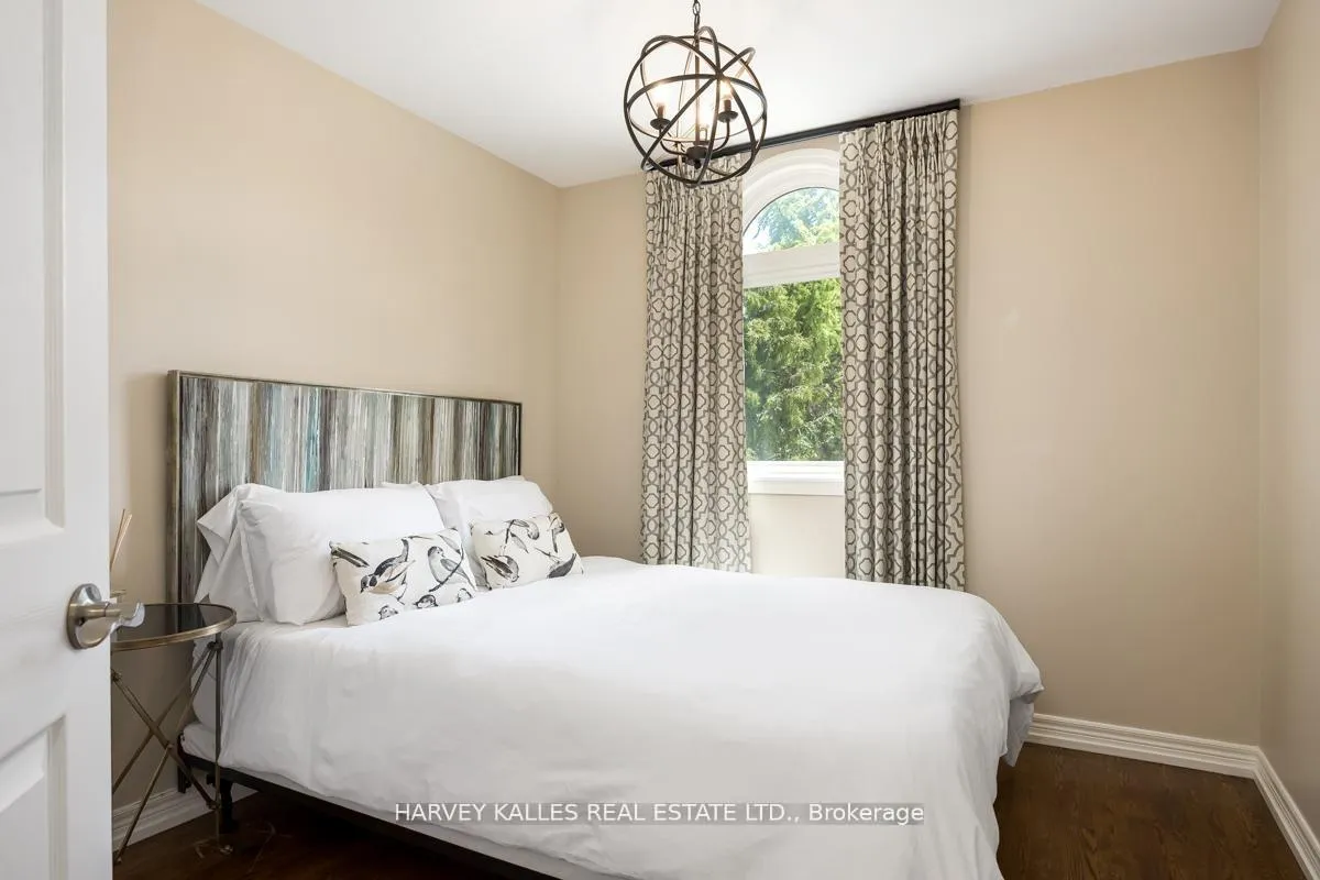Photo 23 of 526 Melrose Avenue, Toronto, Bedford Park-Nortown — HOMEH