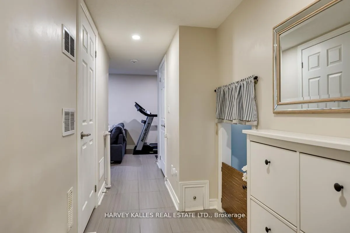 Photo 28 of 526 Melrose Avenue, Toronto, Bedford Park-Nortown — HOMEH