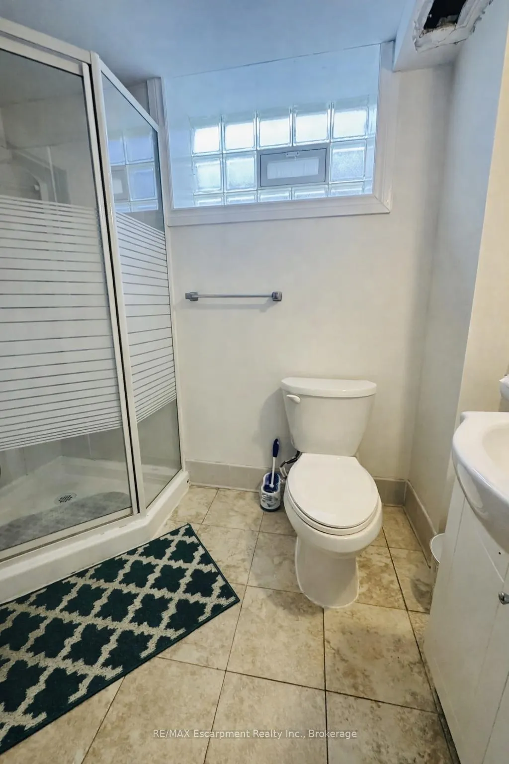 Photo 12 of 3361 Rexway Drive, Burlington, Roseland — HOMEH