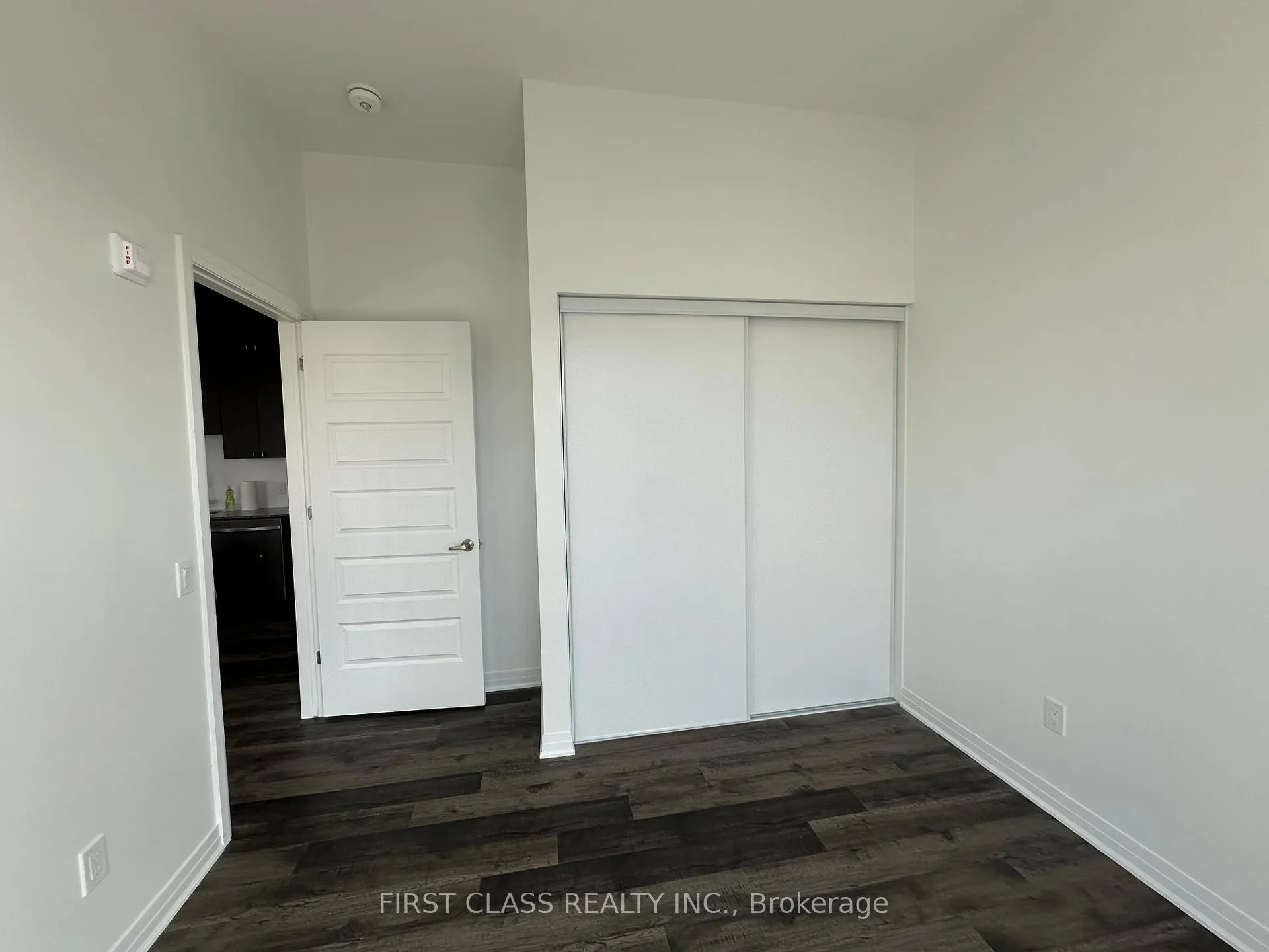 Photo 6 of Unit 615, 460 Gordon Krantz Avenue, Milton, Walker — HOMEH