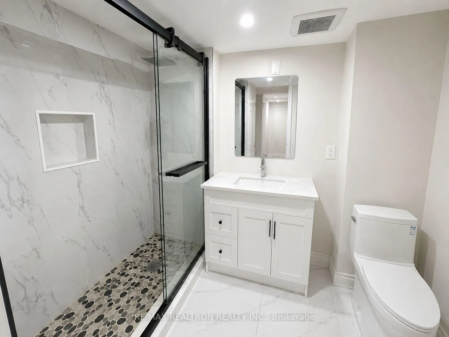 Photo 7 of Unit Bsmt, 9 Captain Francis Drive, Markham, Buttonville — HOMEH