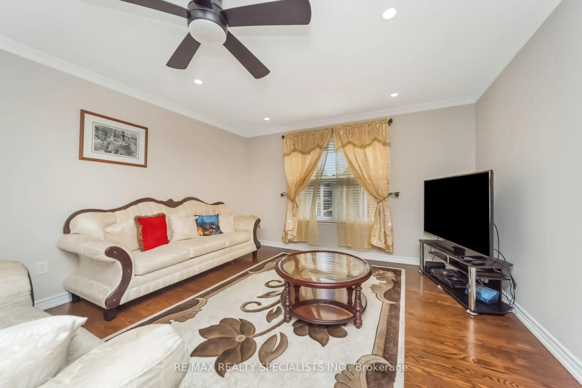 Photo 9 of 2 Ivybridge Drive, Brampton, Madoc — HOMEH