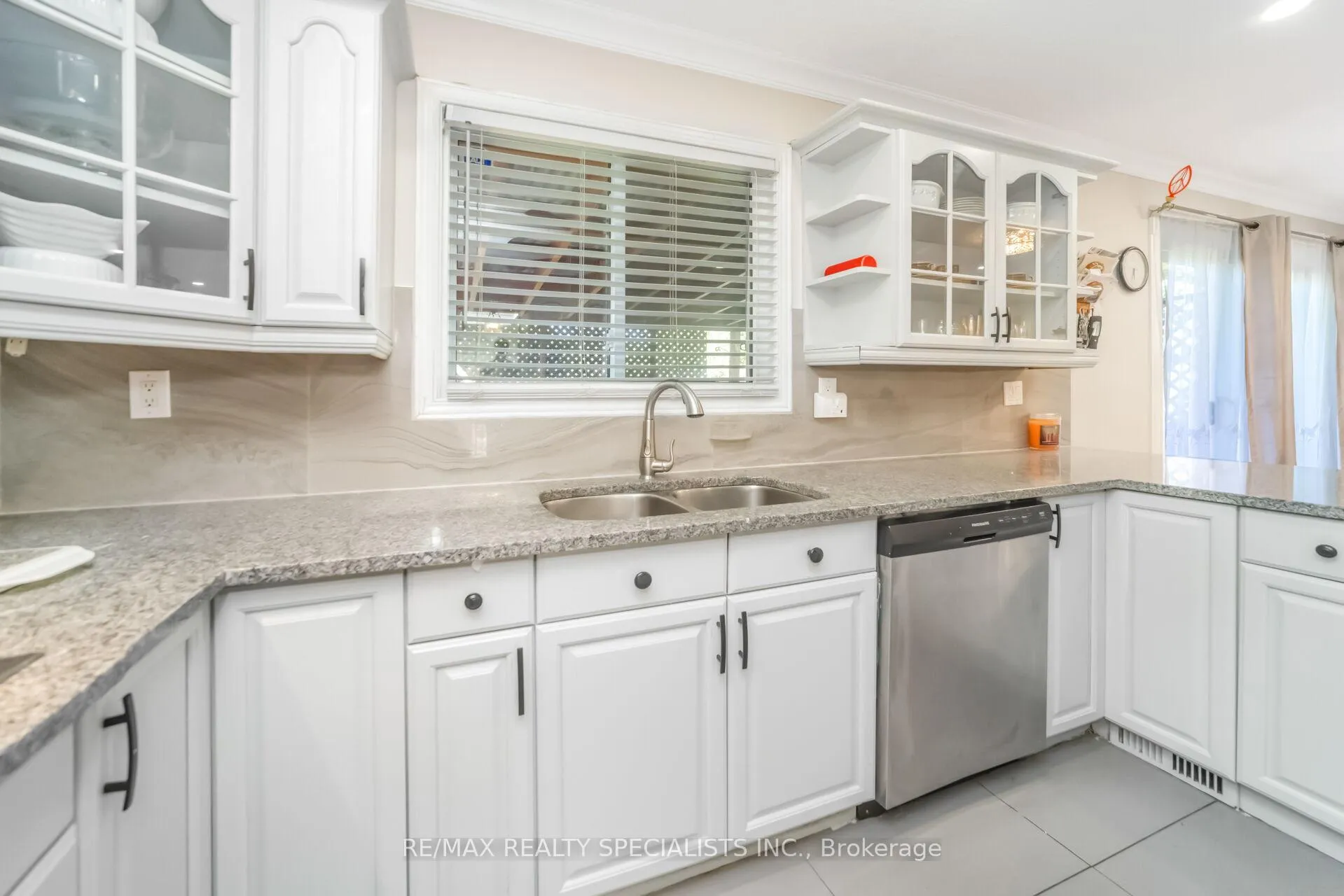 Photo 18 of 2 Ivybridge Drive, Brampton, Madoc — HOMEH