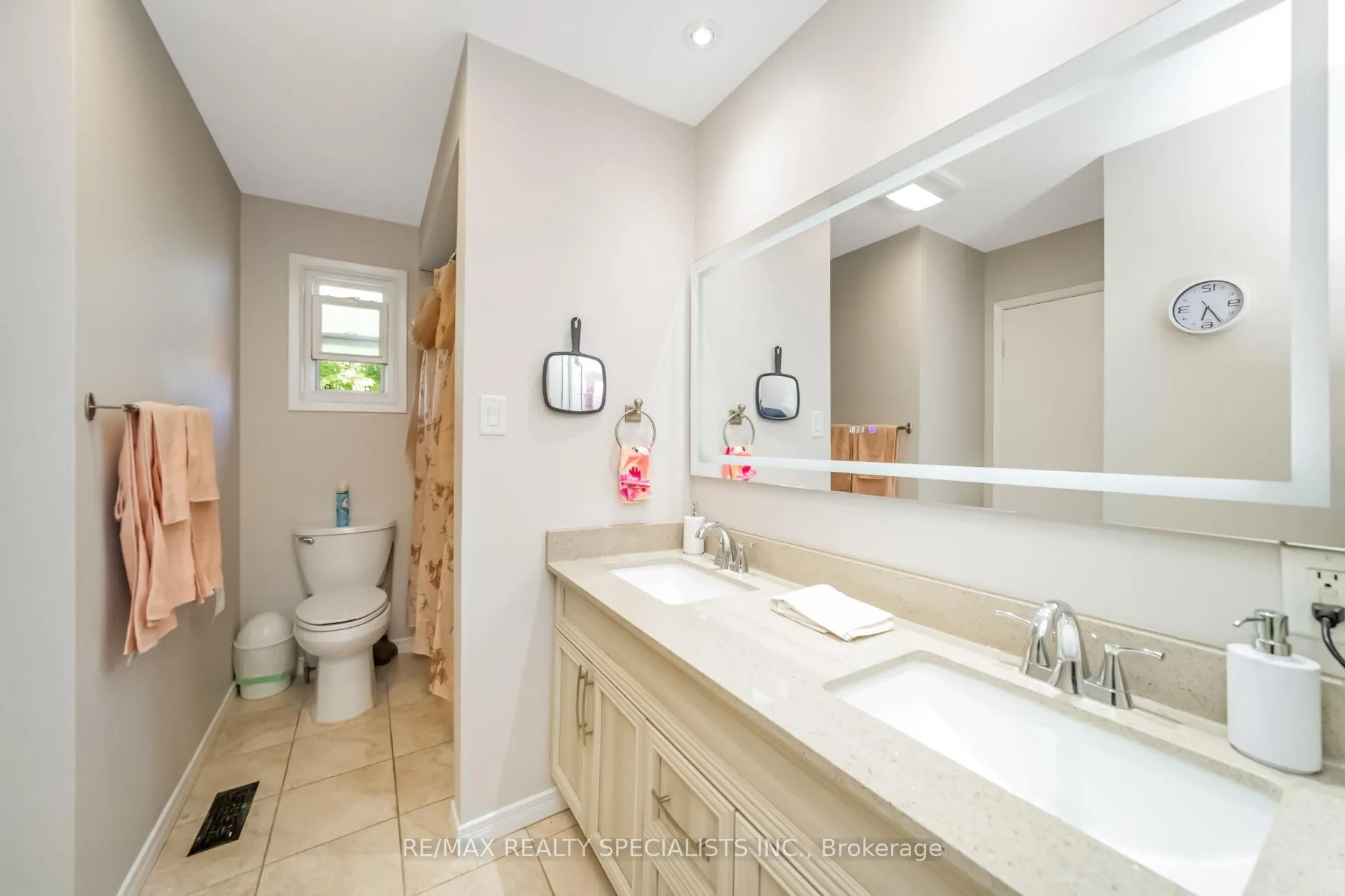 Photo 25 of 2 Ivybridge Drive, Brampton, Madoc — HOMEH