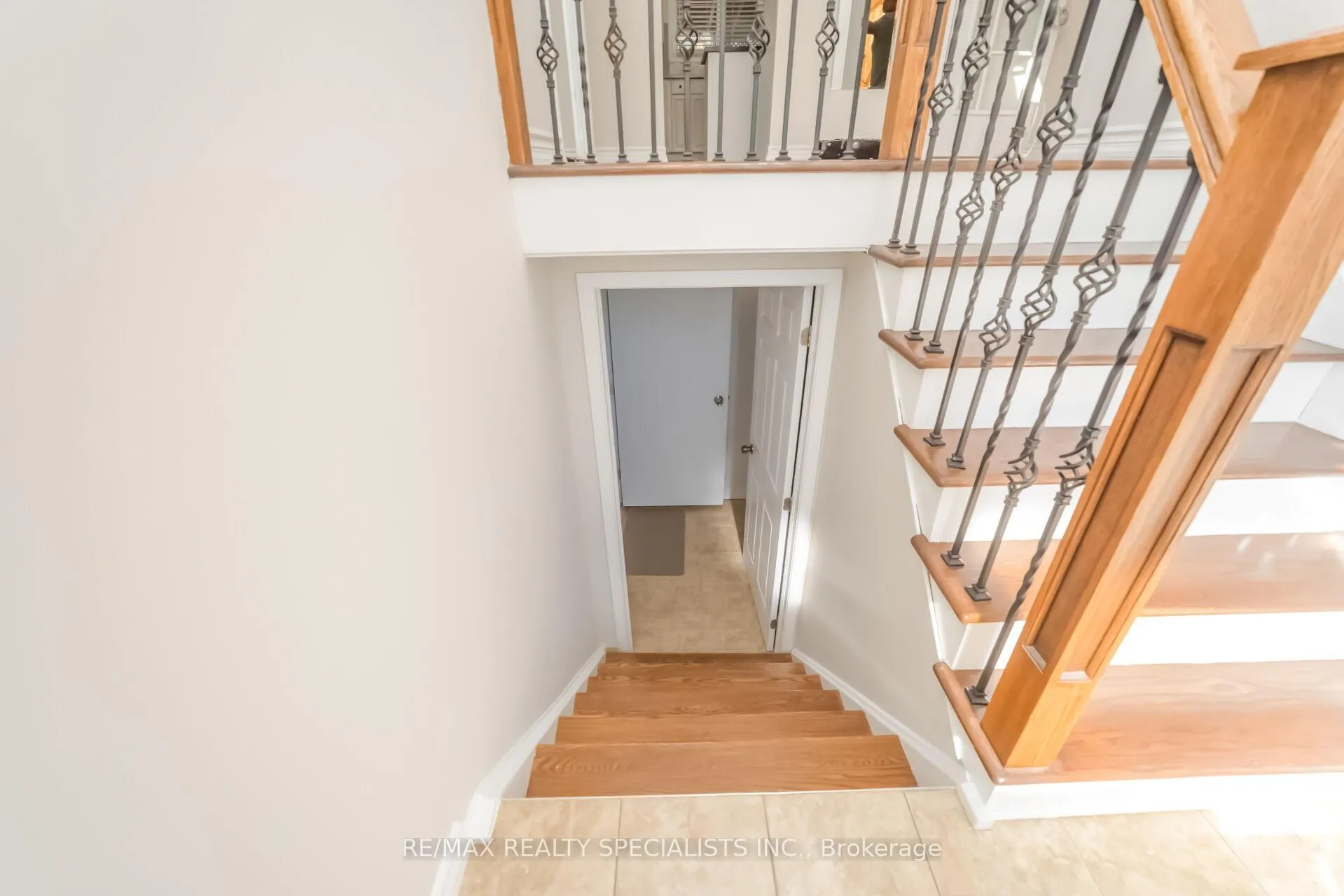 Photo 34 of 2 Ivybridge Drive, Brampton, Madoc — HOMEH