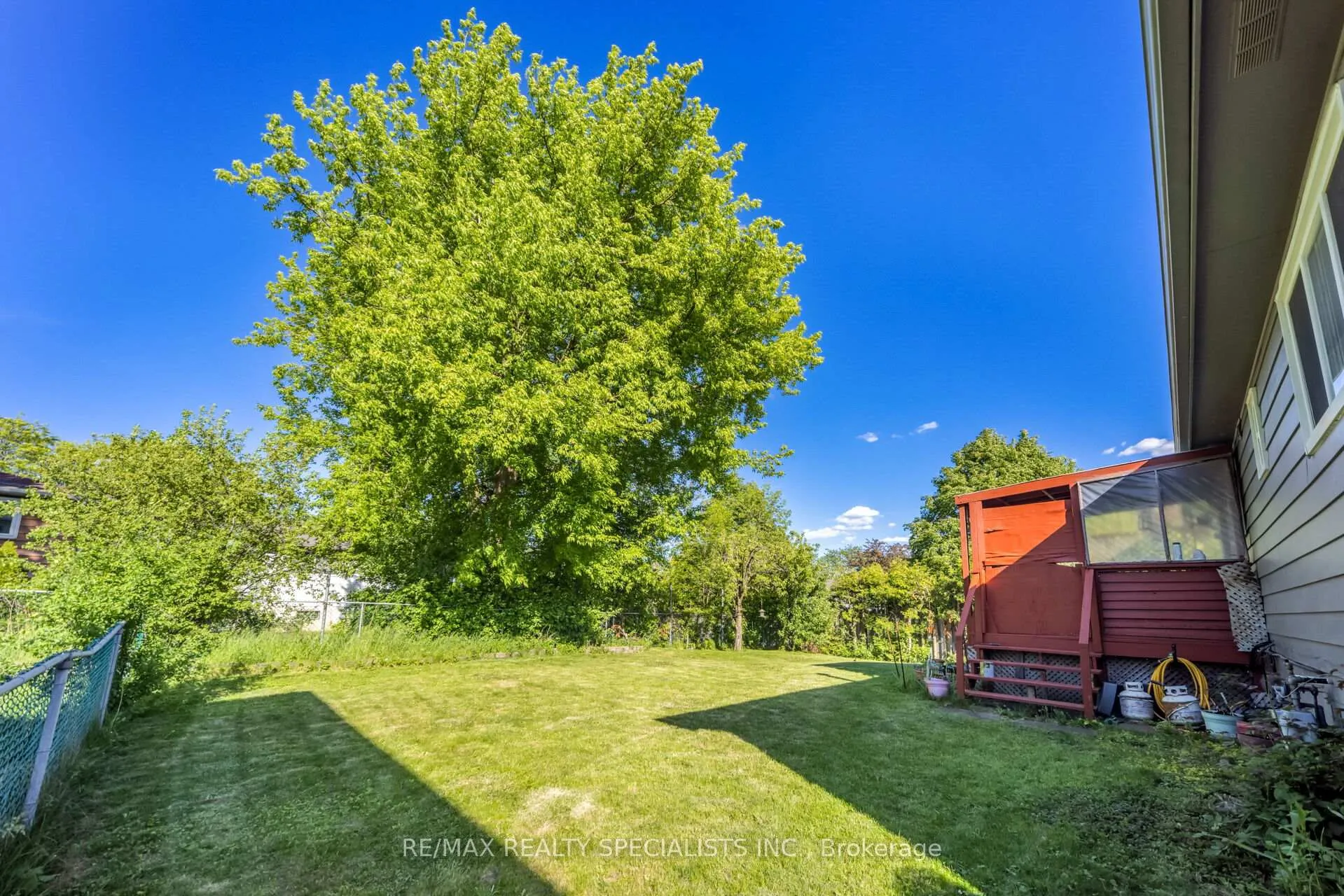 Photo 48 of 2 Ivybridge Drive, Brampton, Madoc — HOMEH