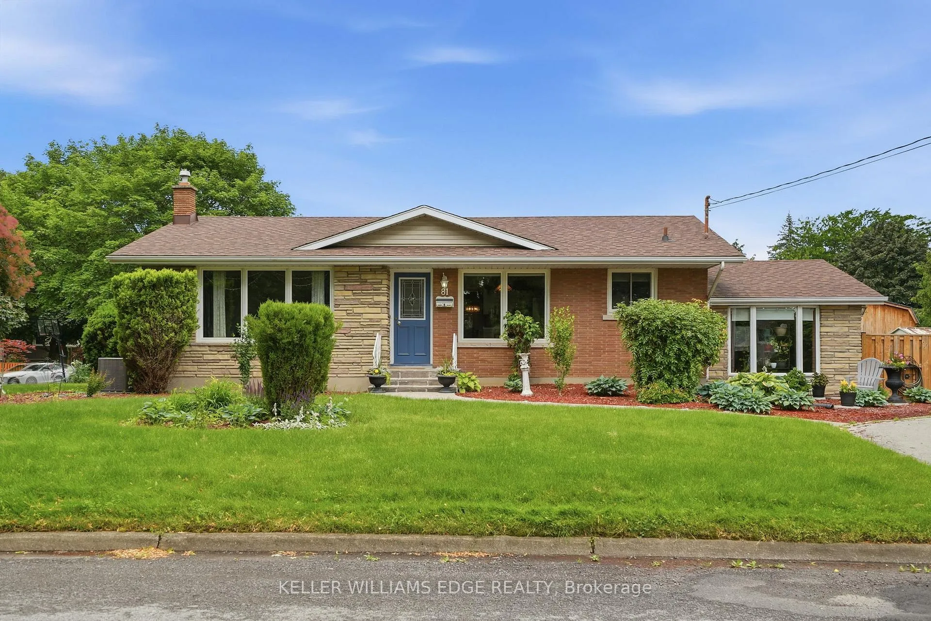 Photo 1 of 81 Leaside Drive, St. Catharines, Carlton/Bunting — HOMEH
