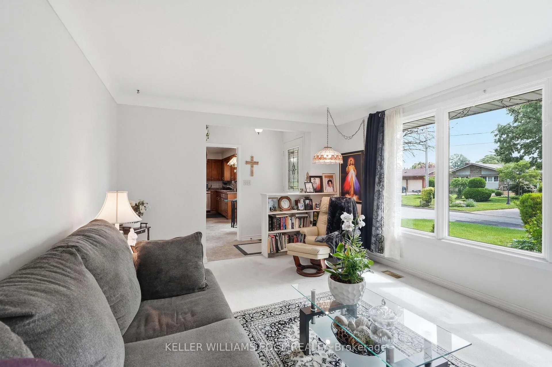 Photo 11 of 81 Leaside Drive, St. Catharines, Carlton/Bunting — HOMEH