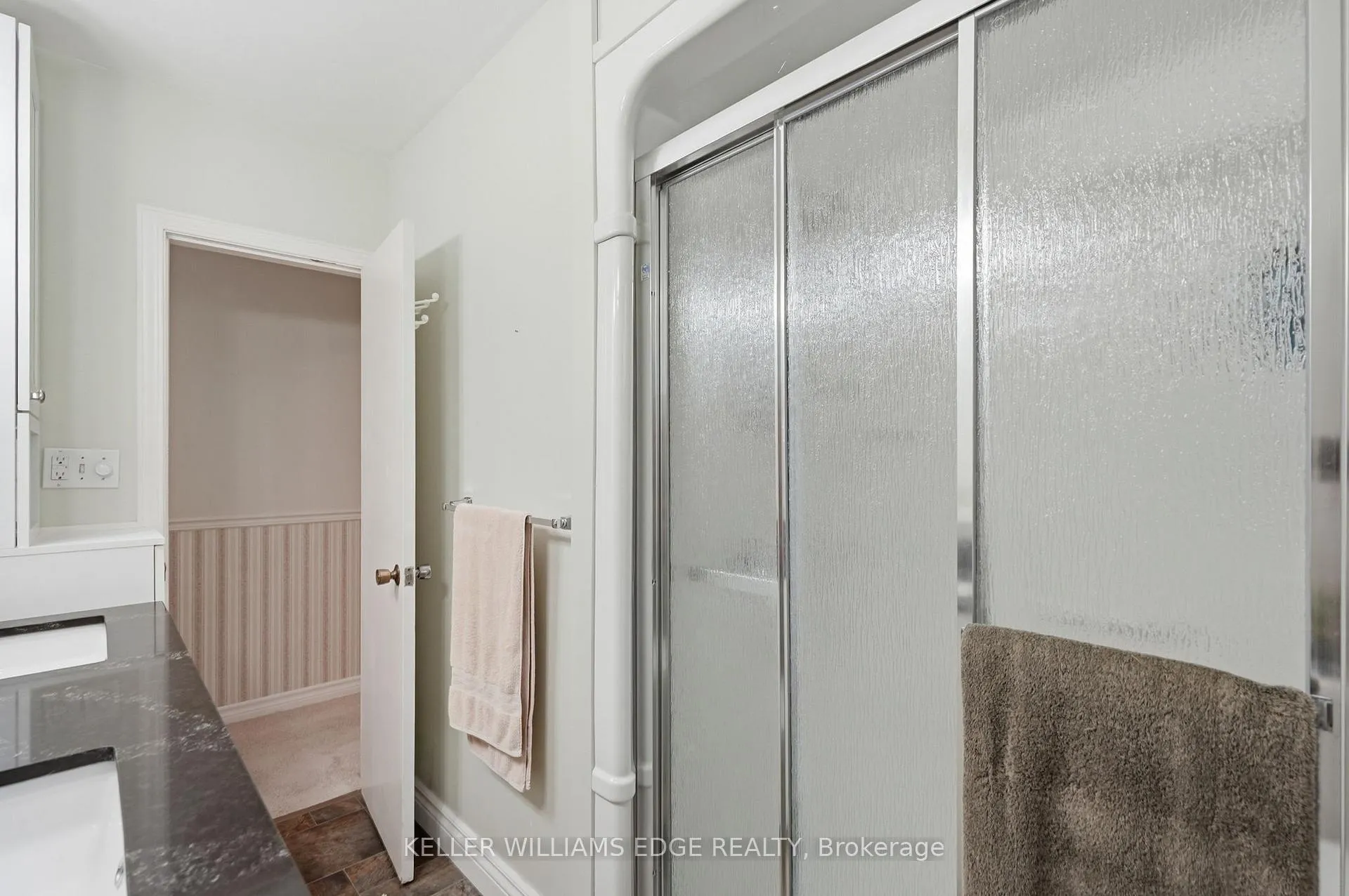 Photo 29 of 81 Leaside Drive, St. Catharines, Carlton/Bunting — HOMEH