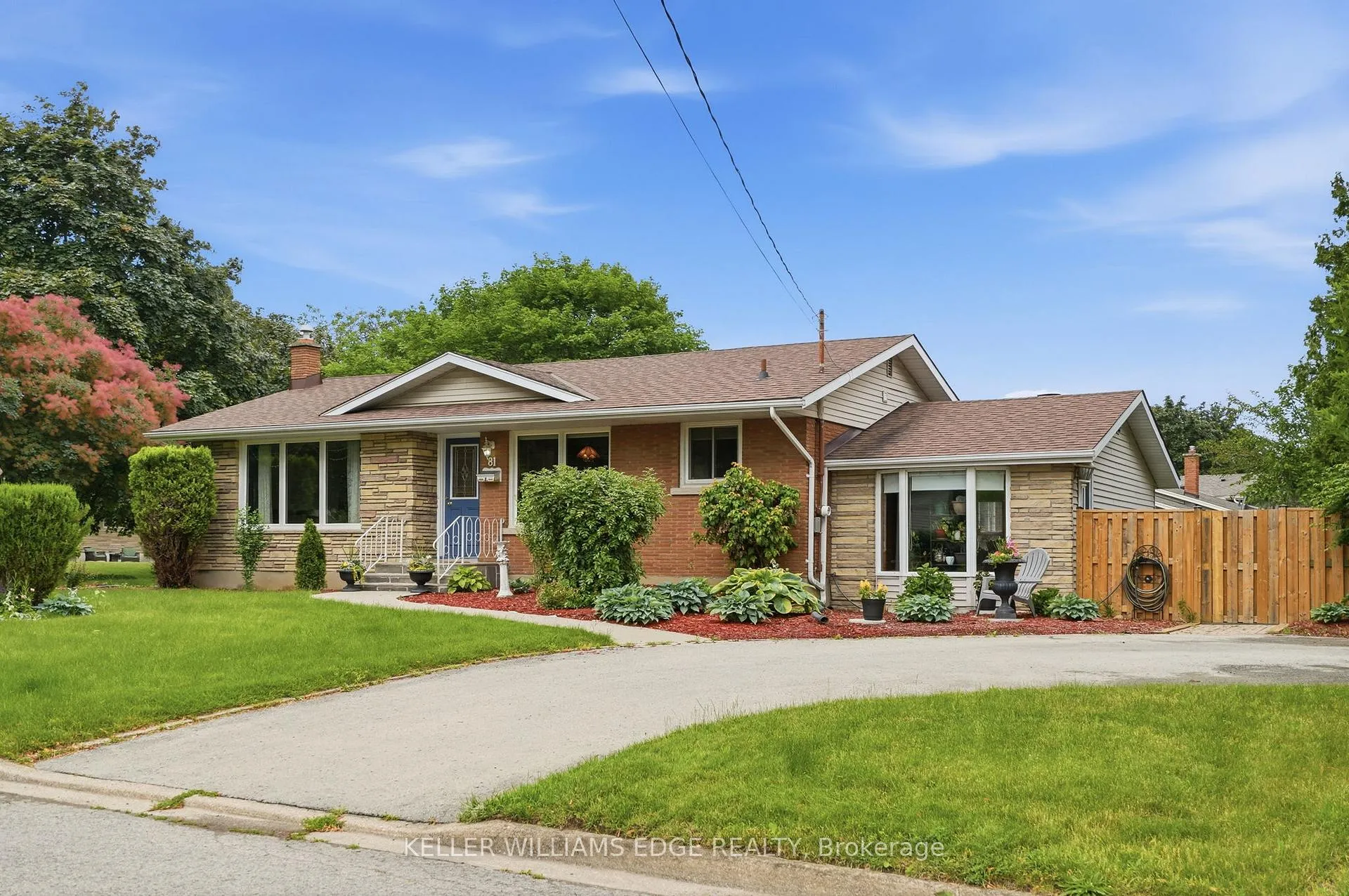 Photo 57 of 81 Leaside Drive, St. Catharines, Carlton/Bunting — HOMEH