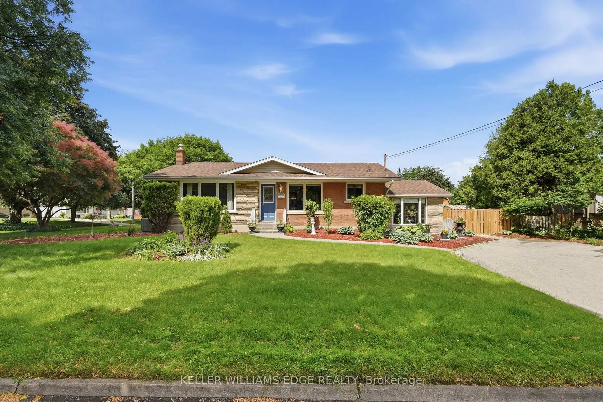 Photo 58 of 81 Leaside Drive, St. Catharines, Carlton/Bunting — HOMEH