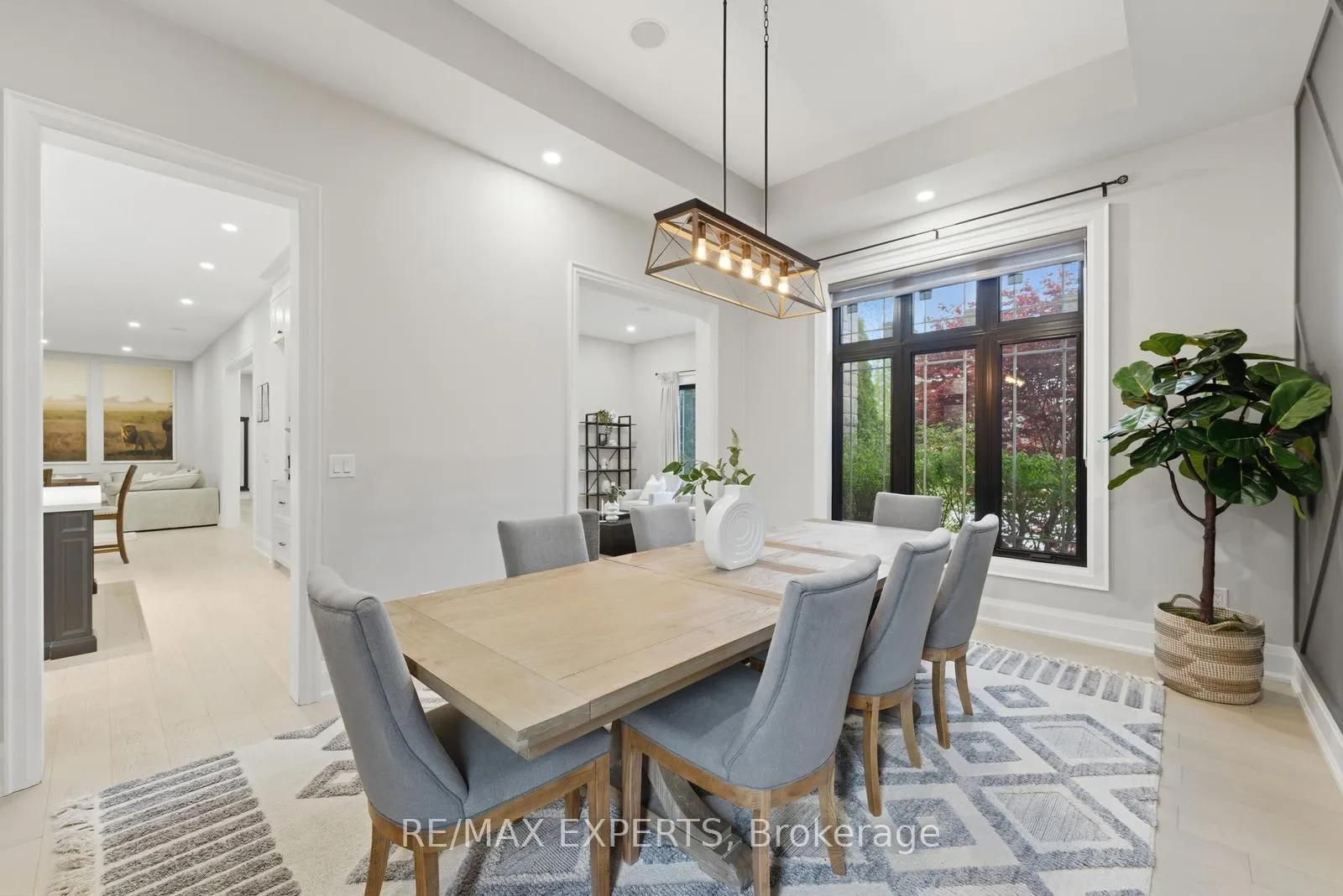 Photo 14 of 56 Mapledown Way, Vaughan, Rural Vaughan — HOMEH