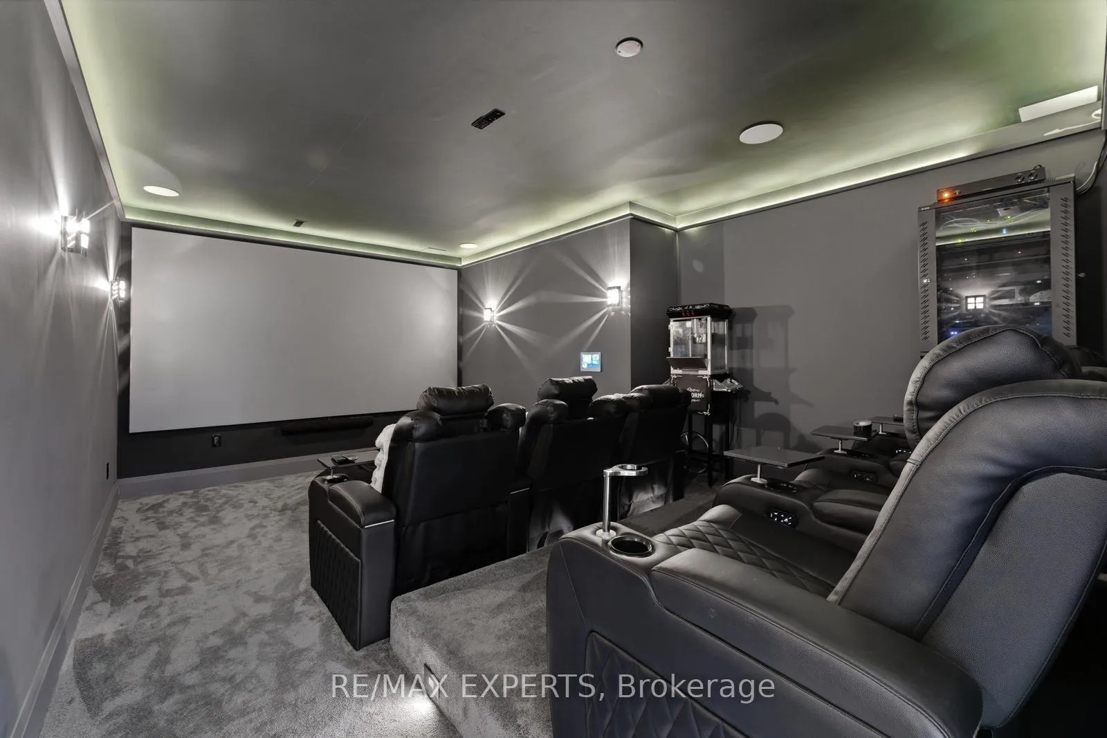 Photo 40 of 56 Mapledown Way, Vaughan, Rural Vaughan — HOMEH