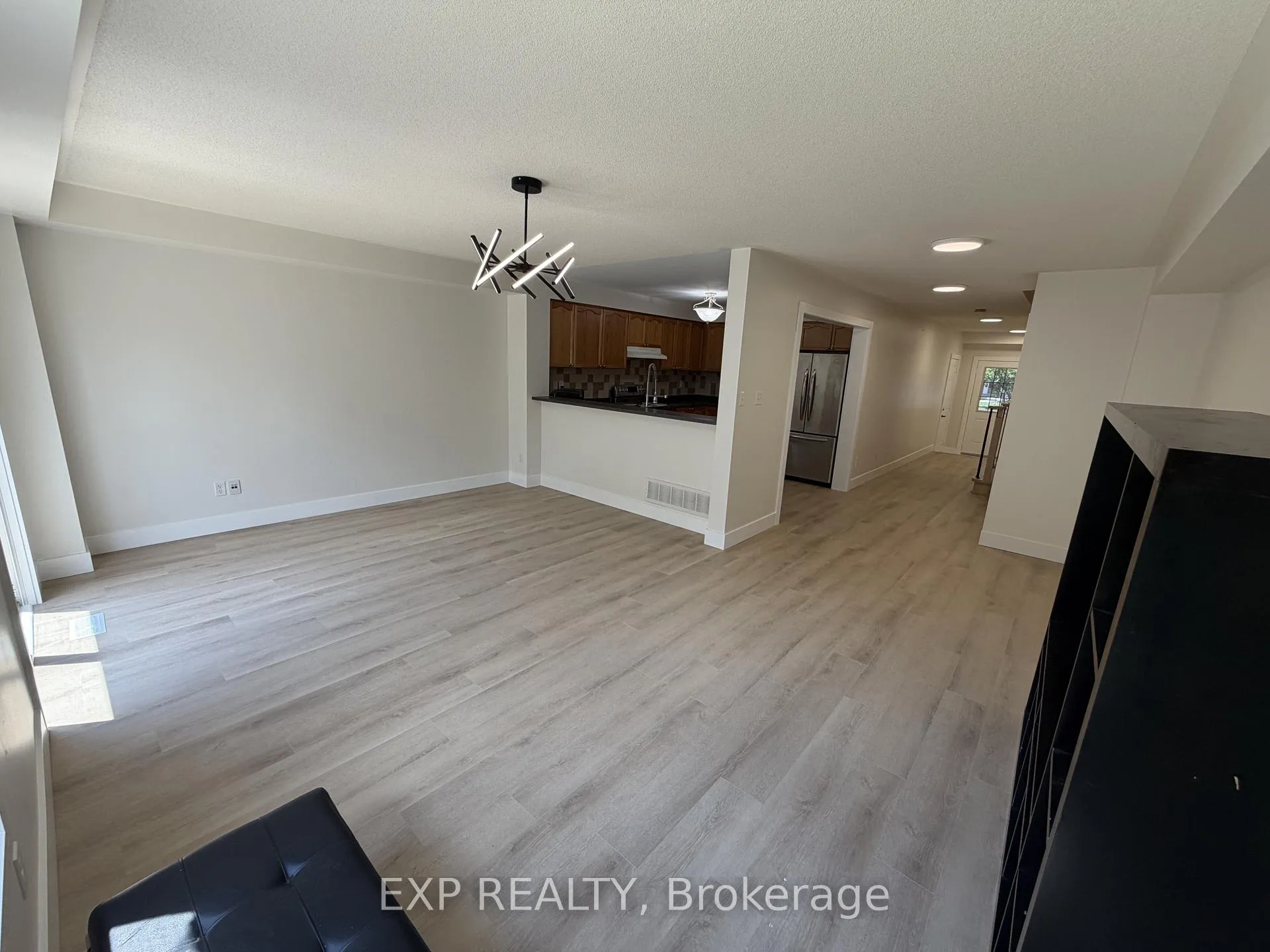 Photo 13 of 3964 Stardust Drive, Mississauga, Churchill Meadows — HOMEH