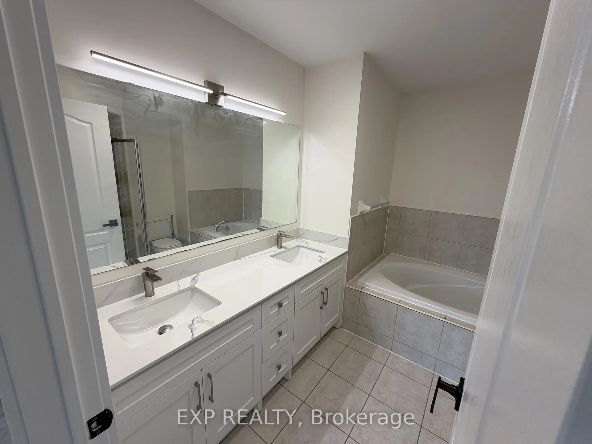 Photo 28 of 3964 Stardust Drive, Mississauga, Churchill Meadows — HOMEH