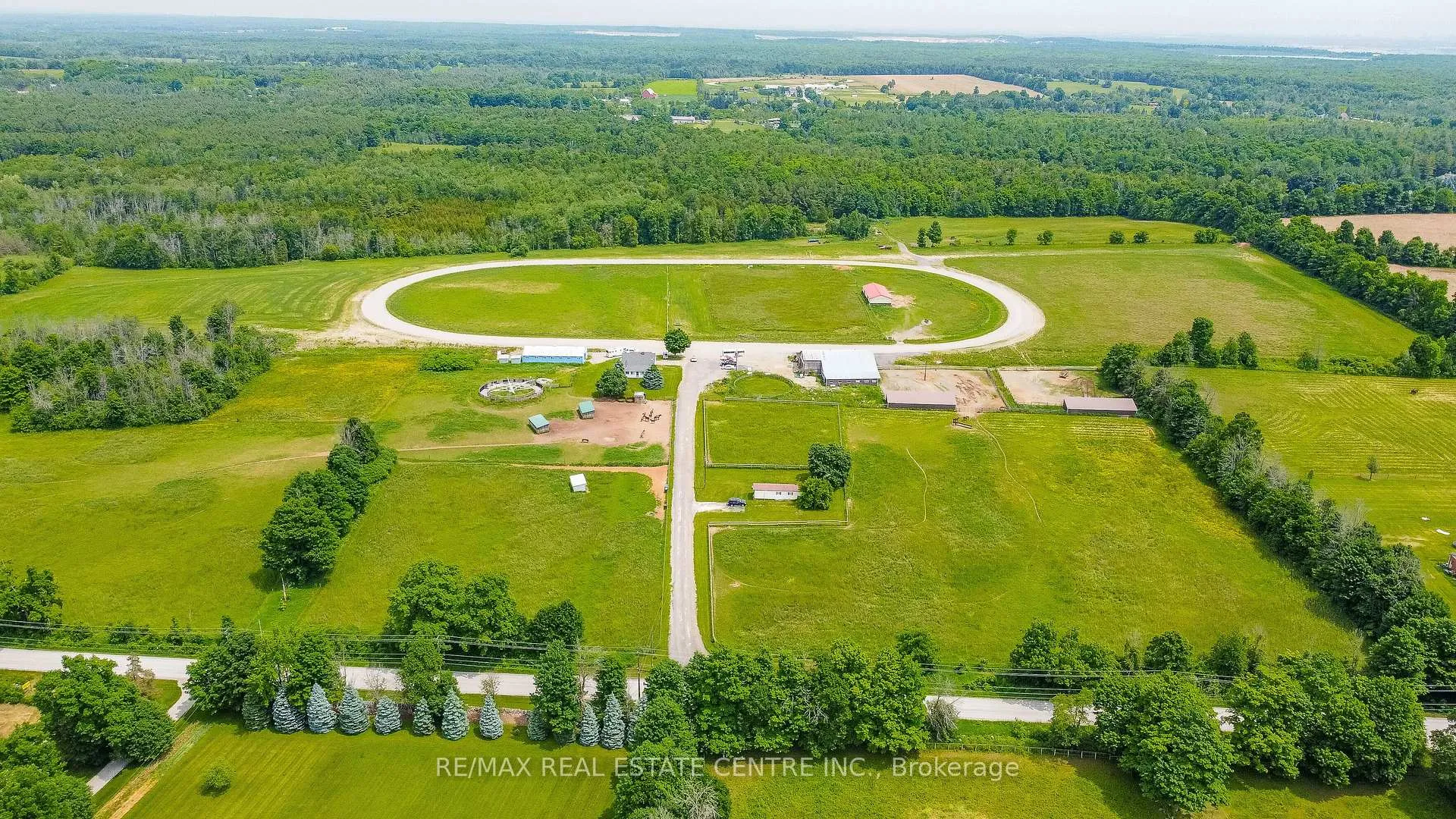 Photo 8 of 10253 2nd Line, Milton, Rural Milton West — HOMEH