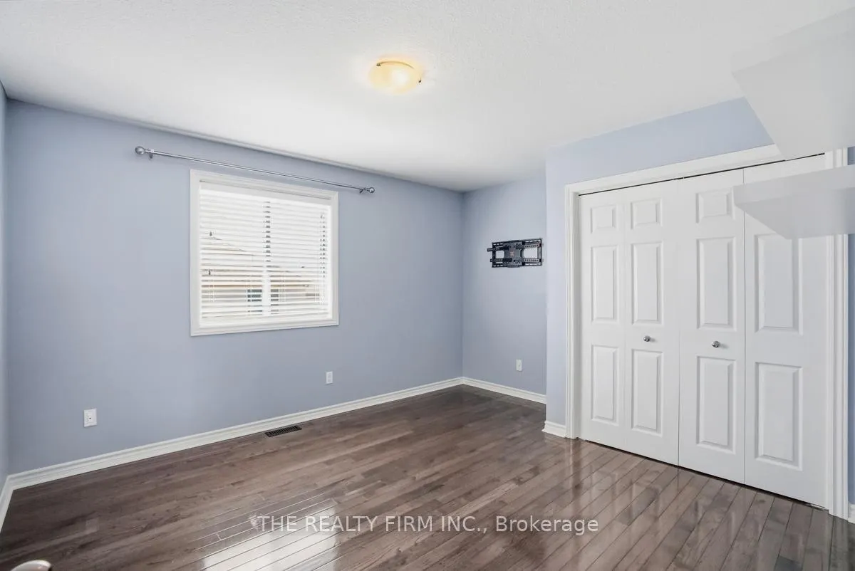 Photo 30 of 2019 Springridge Drive, London, North C — HOMEH