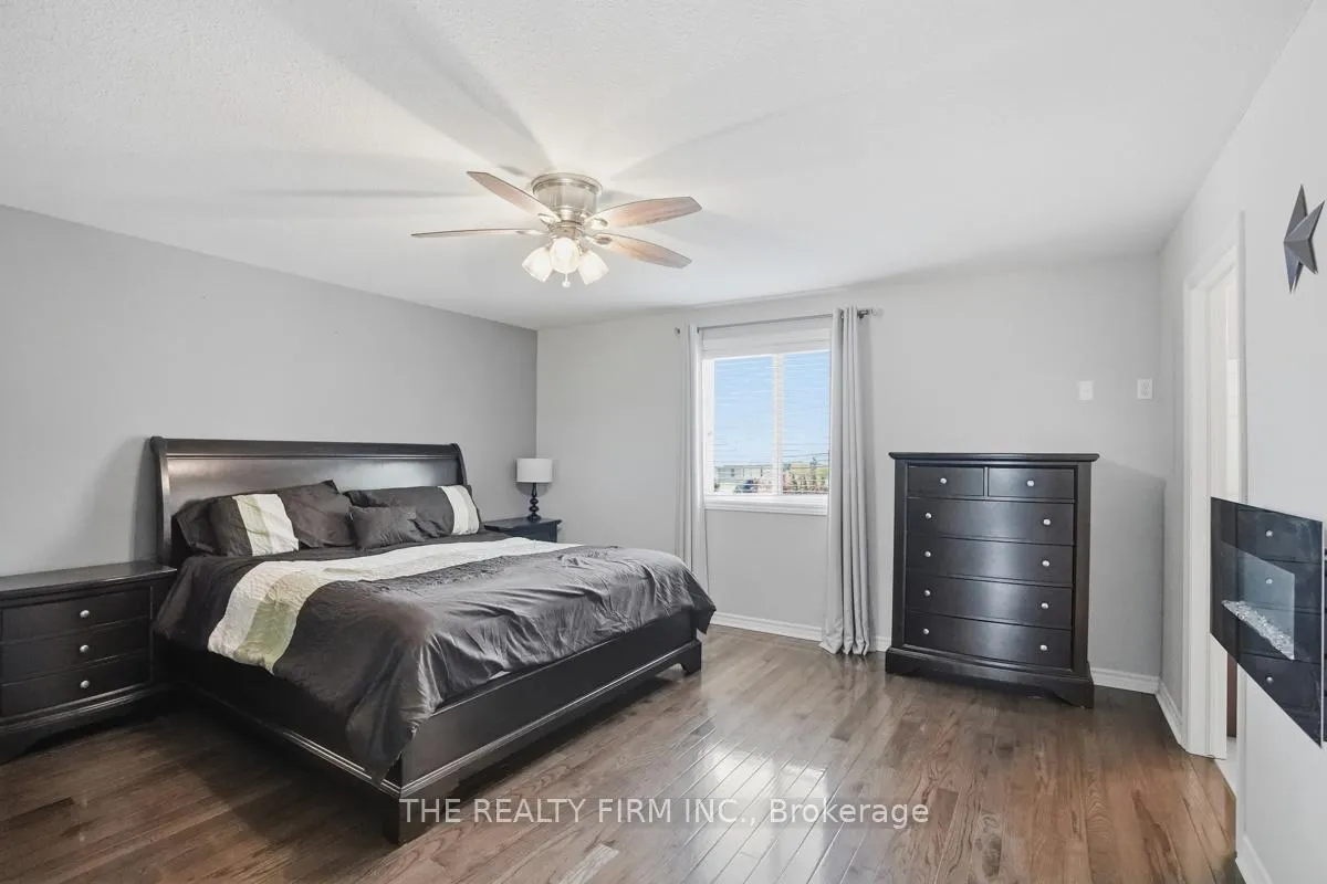 Photo 34 of 2019 Springridge Drive, London, North C — HOMEH