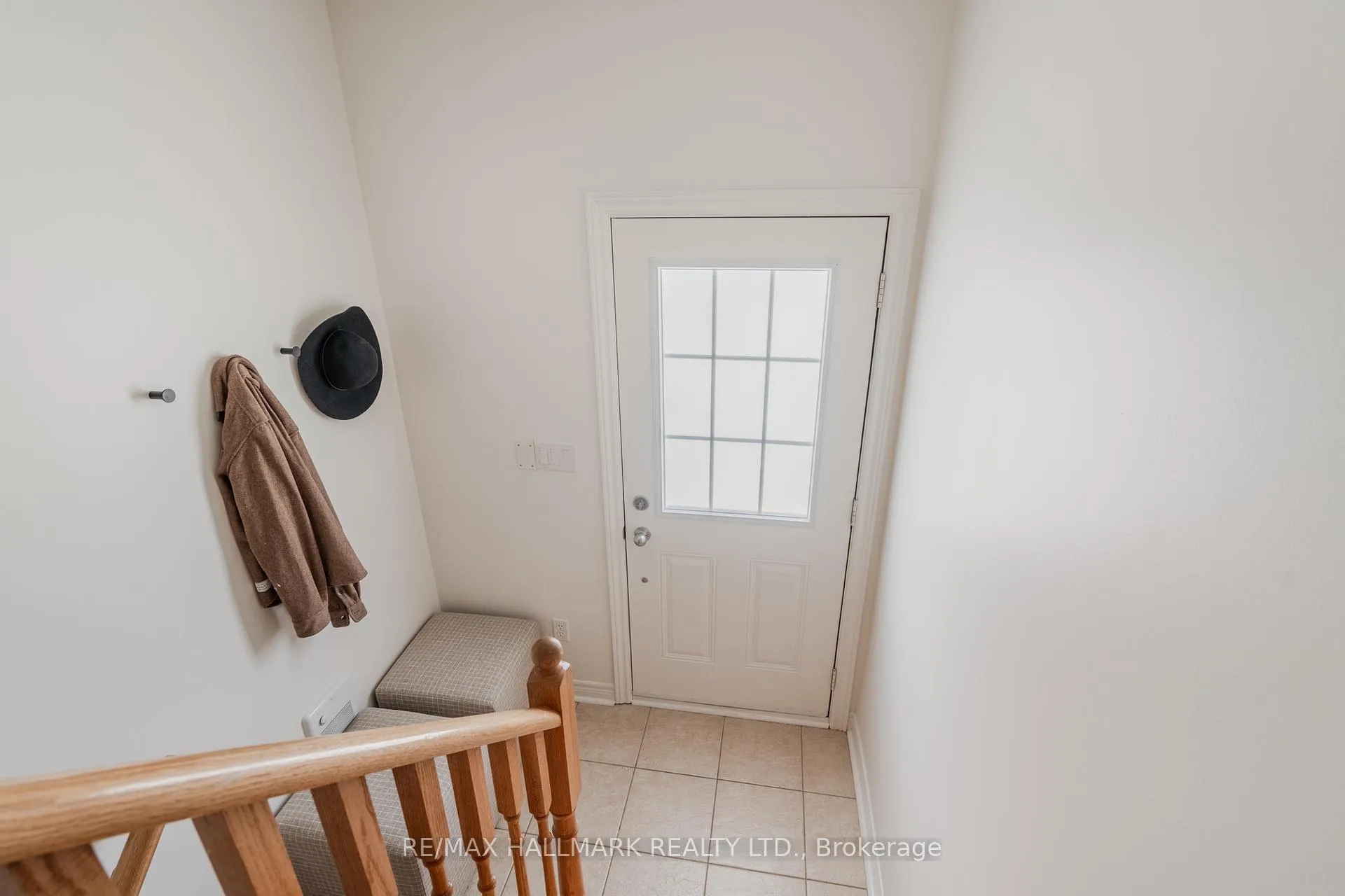 Photo 5 of 31 Carnahan Terrace, Toronto, East End-Danforth — HOMEH