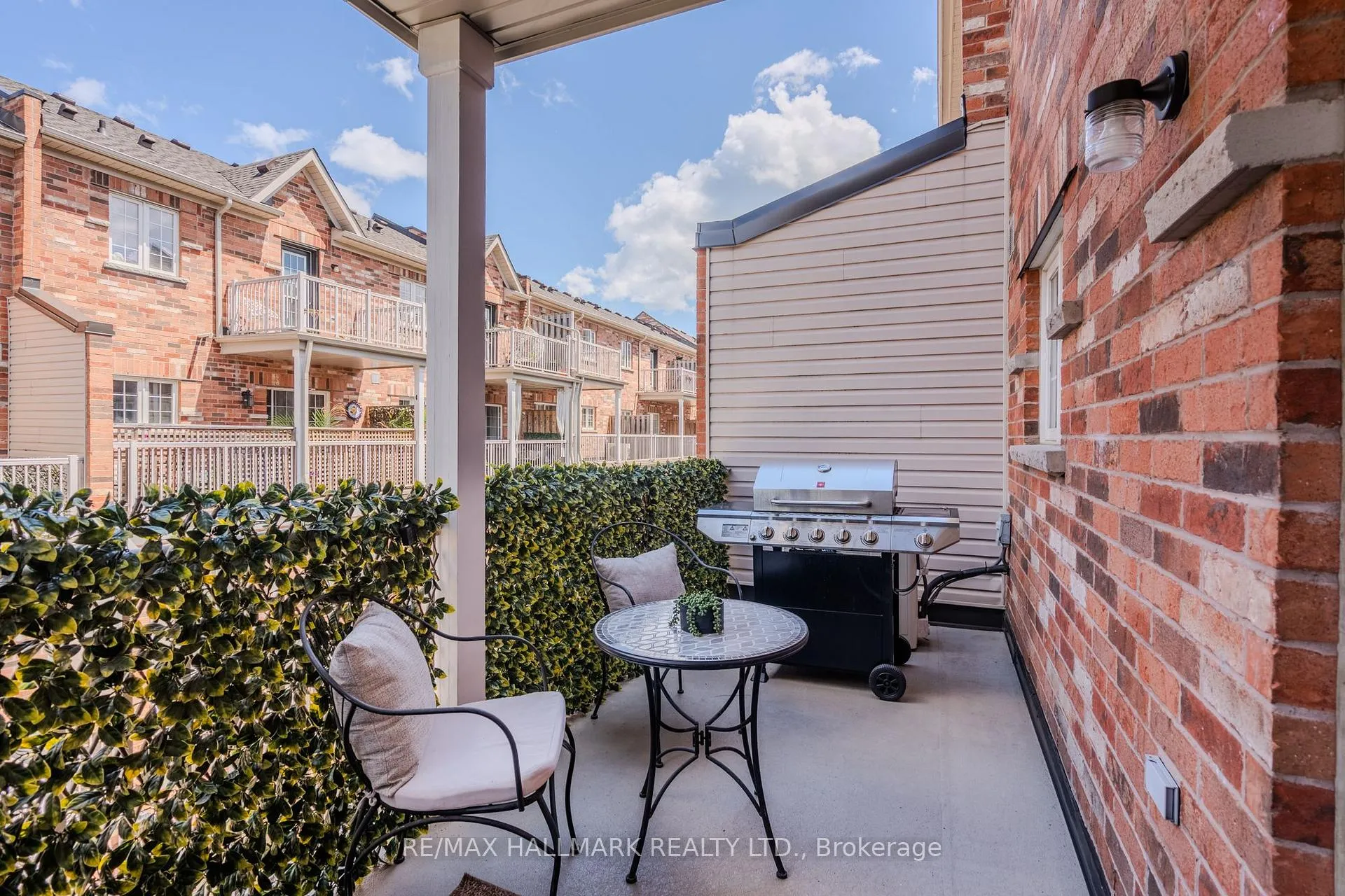 Photo 24 of 31 Carnahan Terrace, Toronto, East End-Danforth — HOMEH
