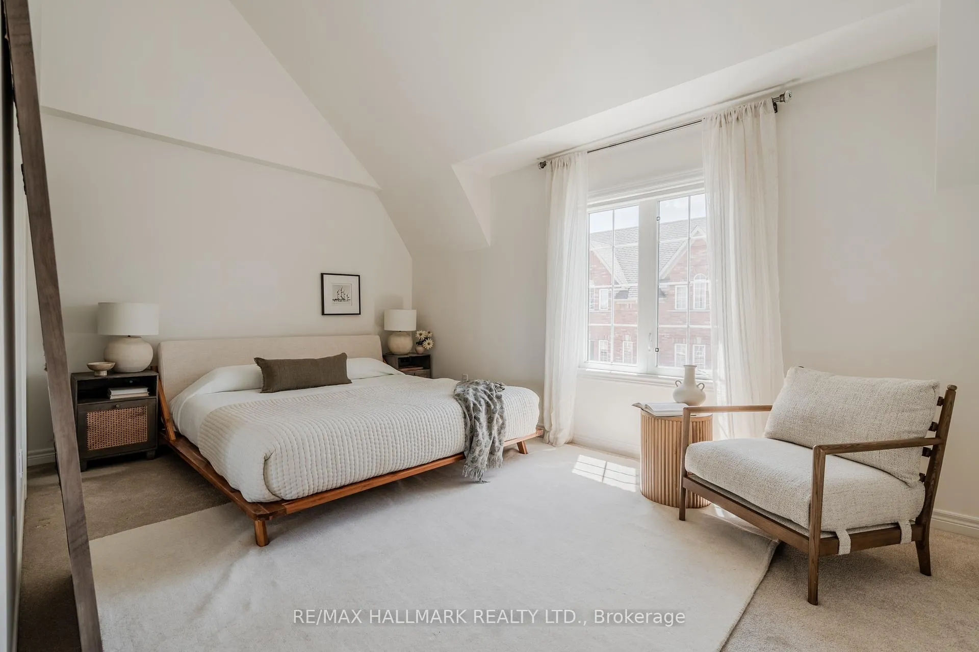 Photo 25 of 31 Carnahan Terrace, Toronto, East End-Danforth — HOMEH