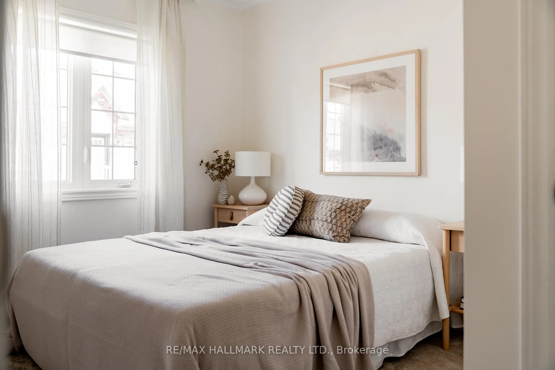 Photo 34 of 31 Carnahan Terrace, Toronto, East End-Danforth — HOMEH