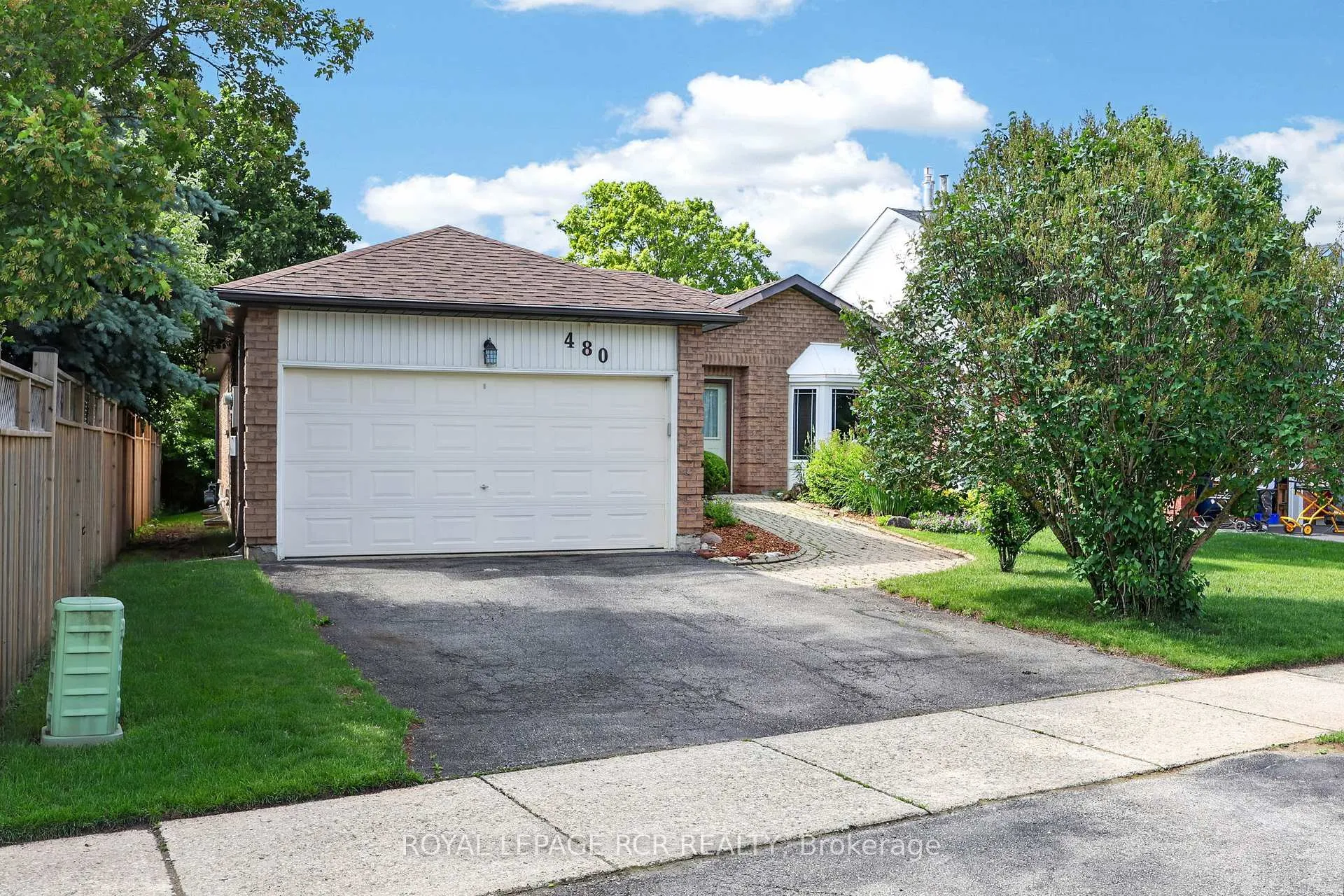 Photo 2 of 480 College Avenue, Orangeville — HOMEH
