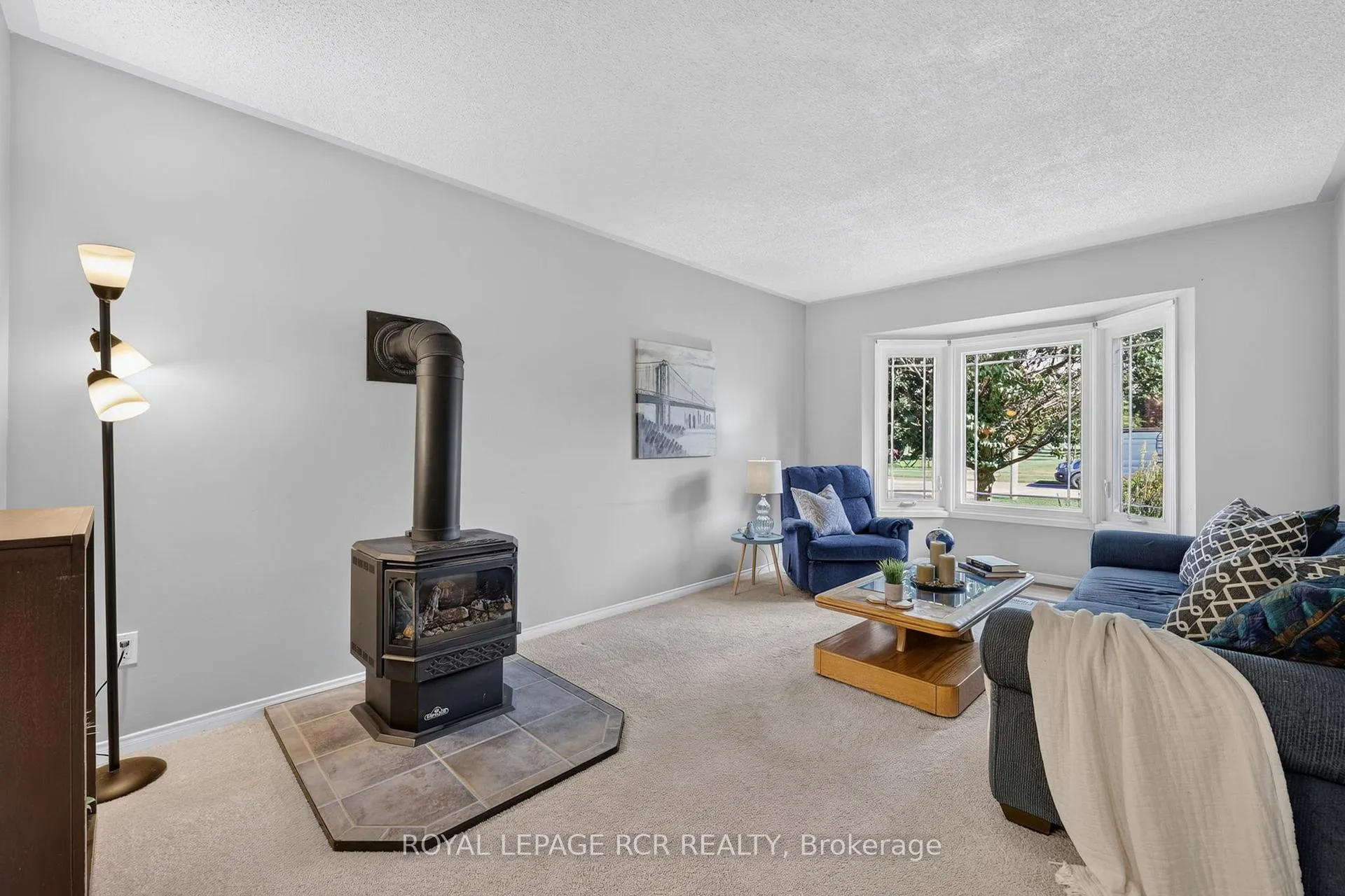 Photo 15 of 480 College Avenue, Orangeville — HOMEH