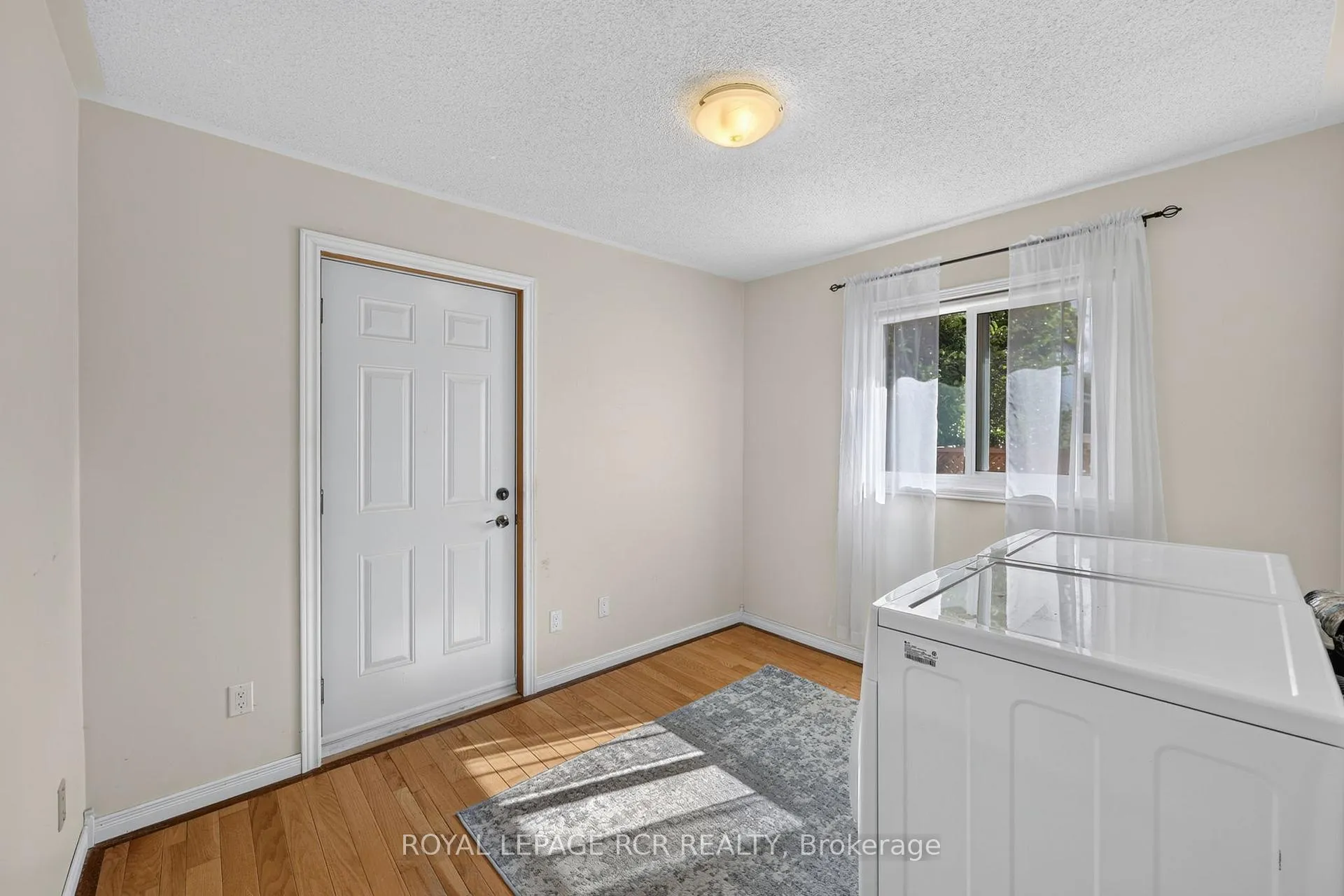 Photo 24 of 480 College Avenue, Orangeville — HOMEH