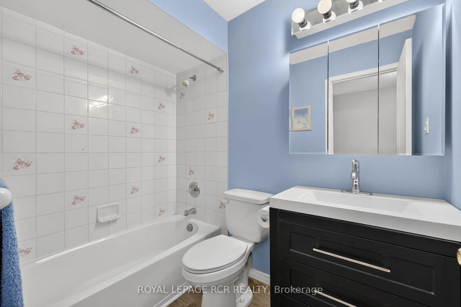 Photo 26 of 480 College Avenue, Orangeville — HOMEH